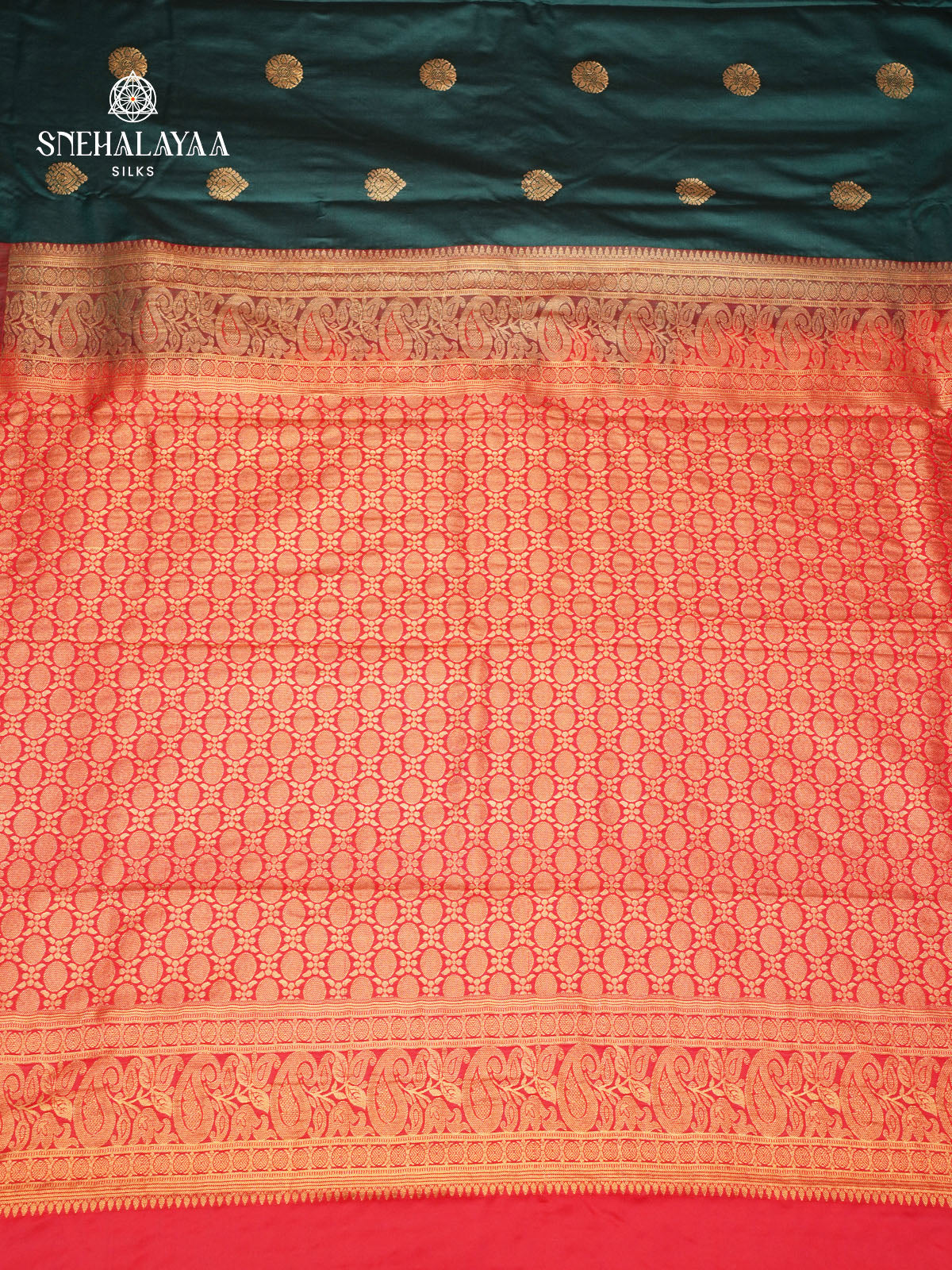 Bottle Green Gadwal Silk Saree