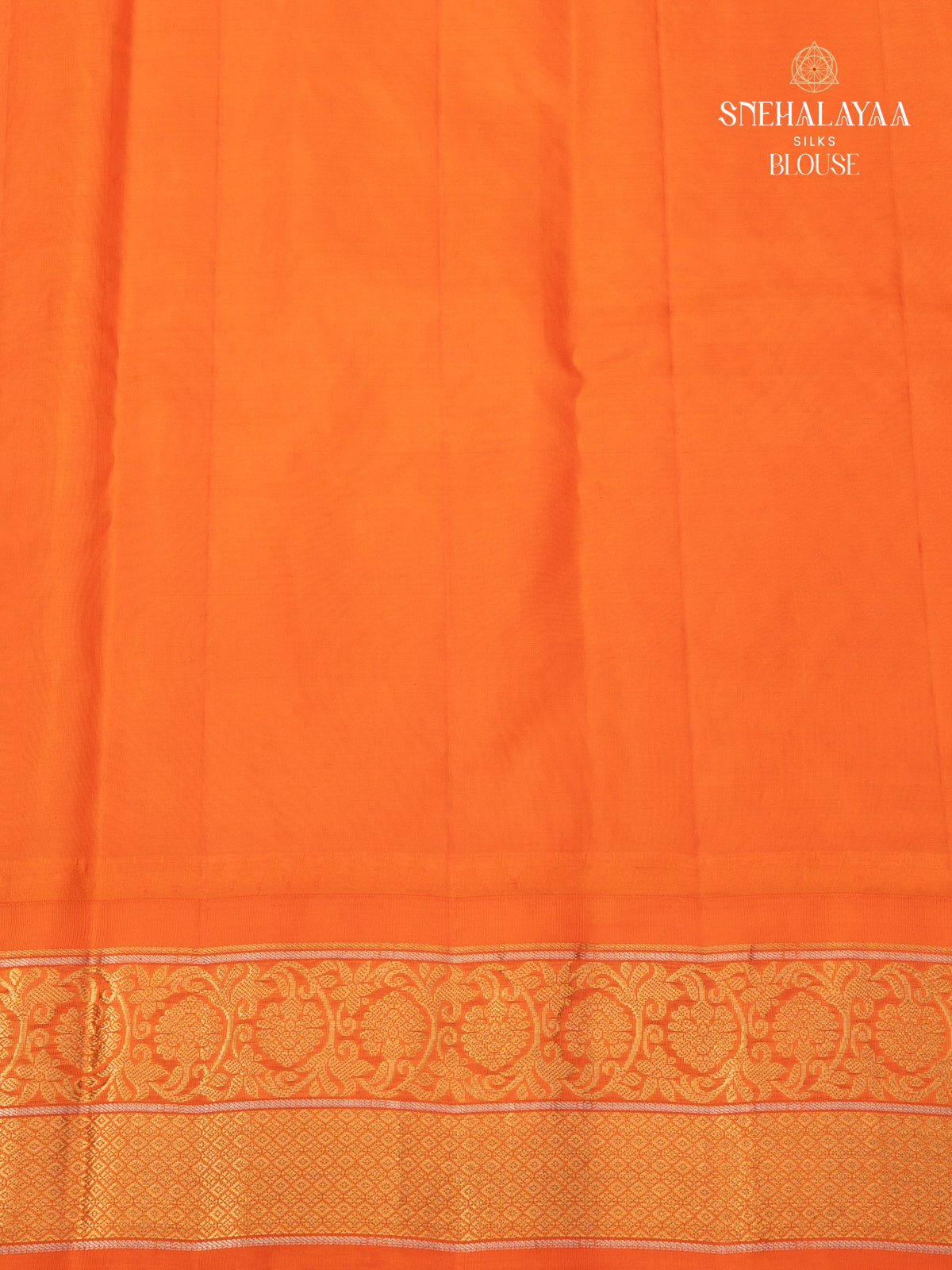Bottle Green Gadwal Silk Saree