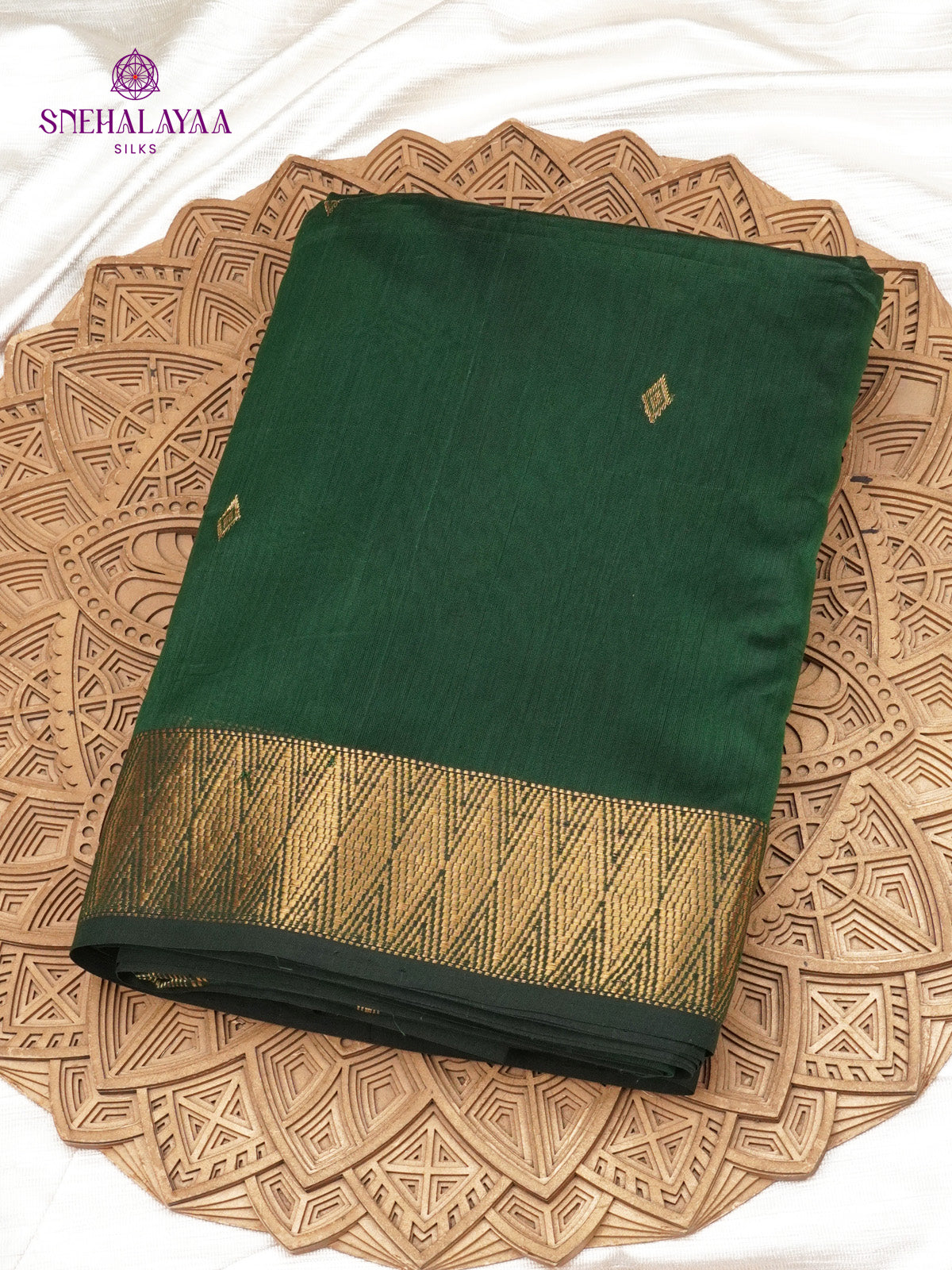 Bottle Green Maheshwari Silk Cotton Saree