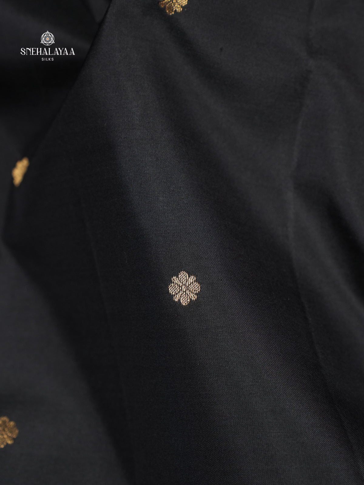 Black Gadwal Silk Saree