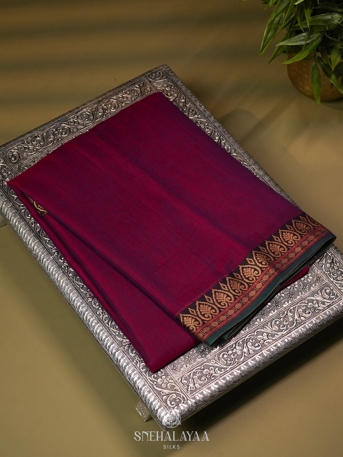 Magenta Narayanpet Cotton Saree without Blouse