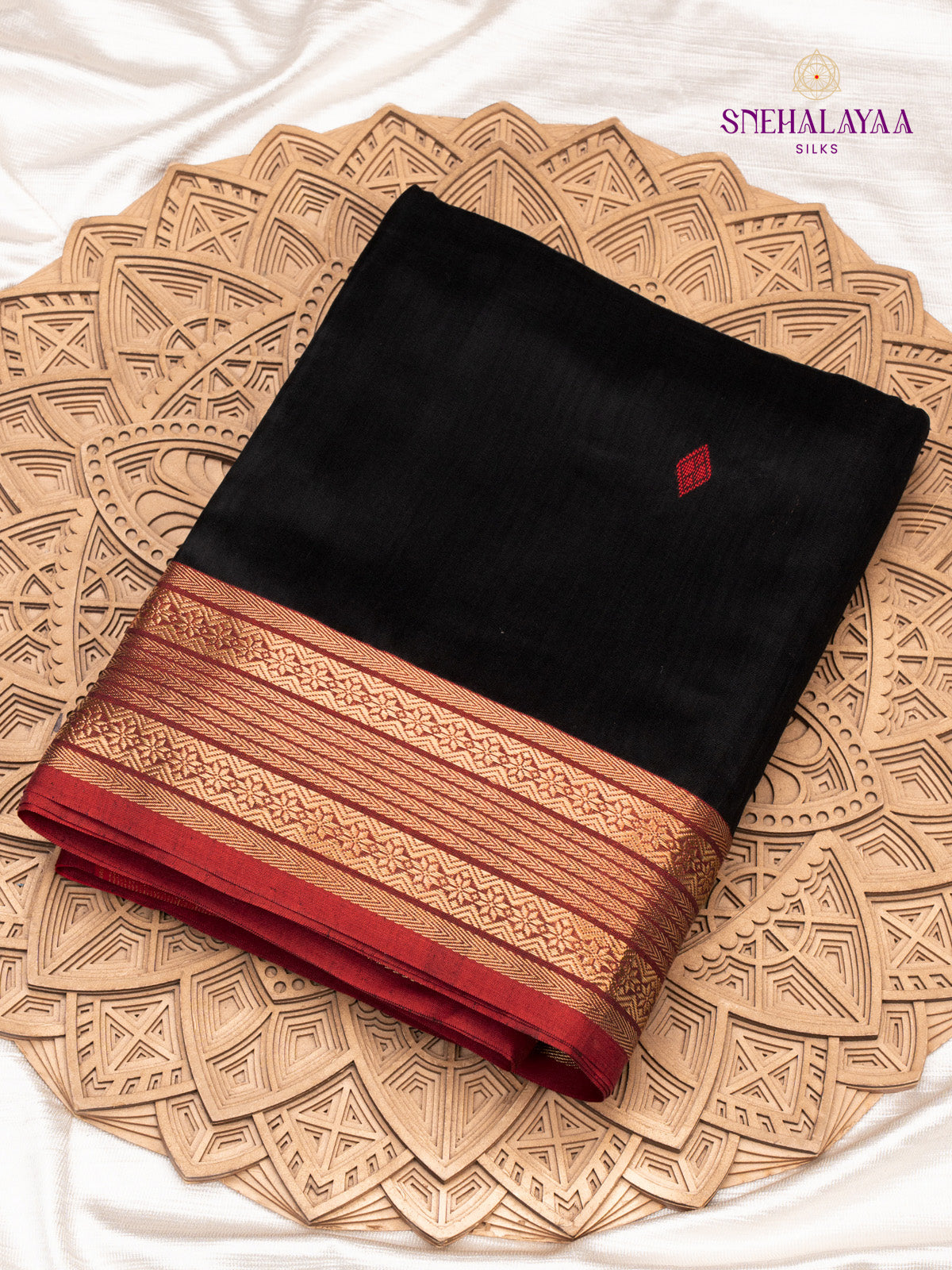 Black Maheshwari Silk Cotton Saree