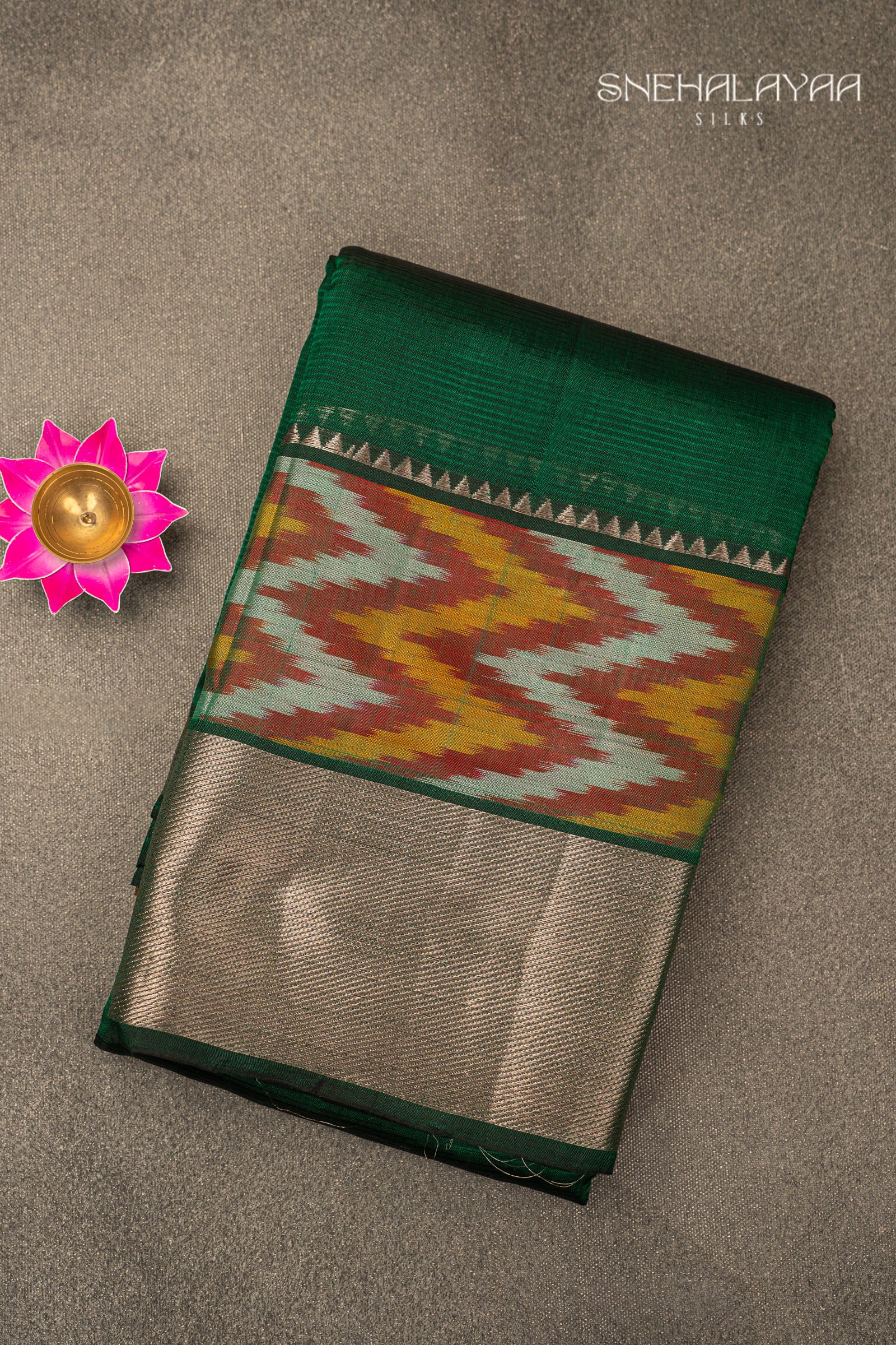 Pine Green Mangalgiri Silk Saree
