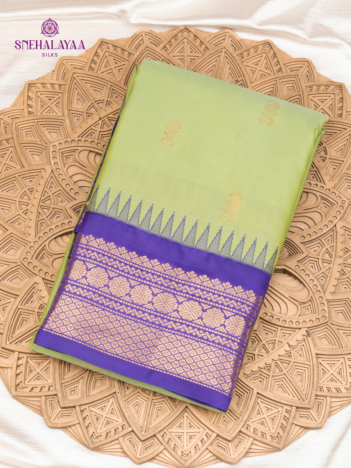 Lime Green Gadwal Silk Saree
