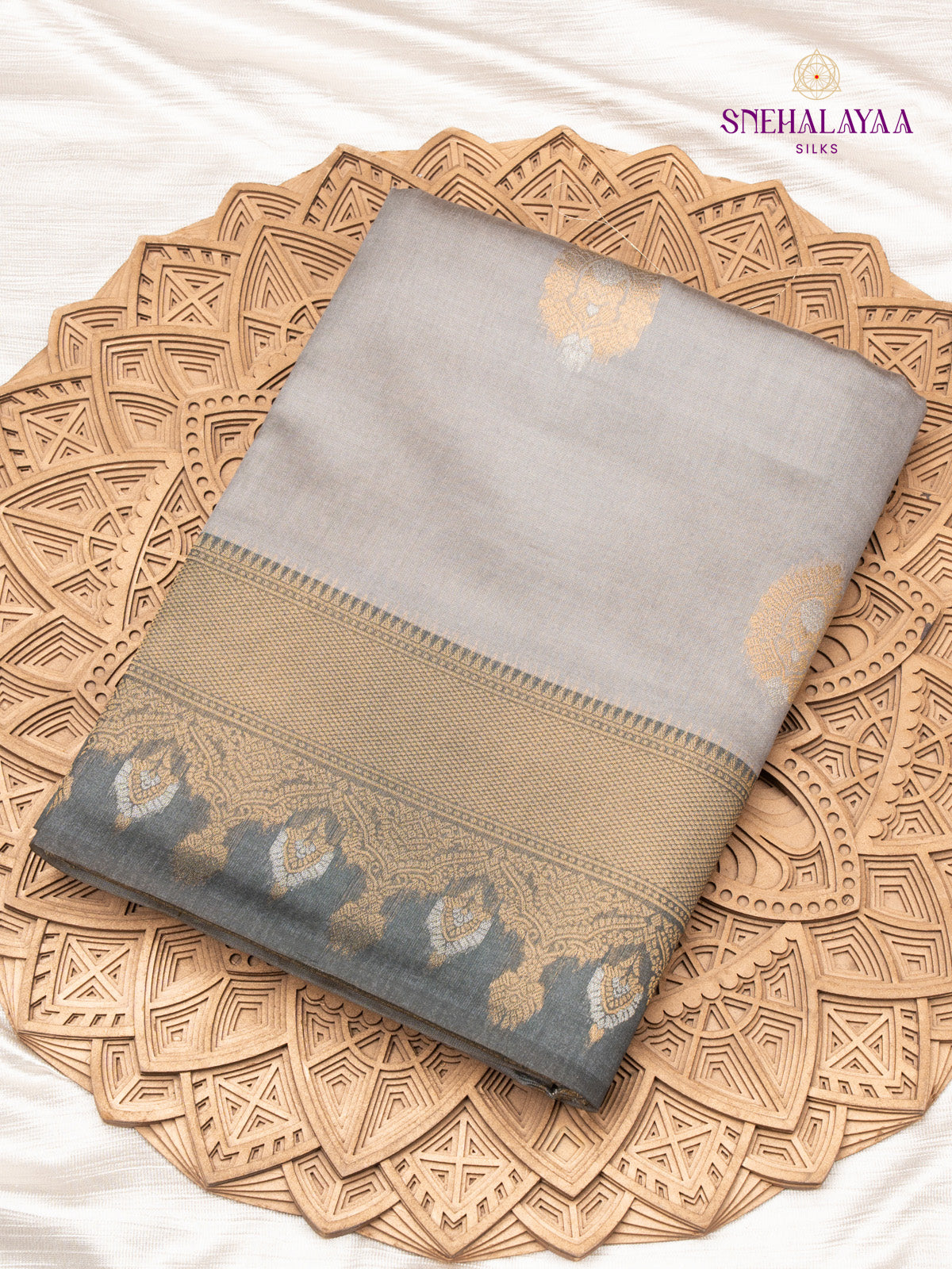 Grey Jute Saree