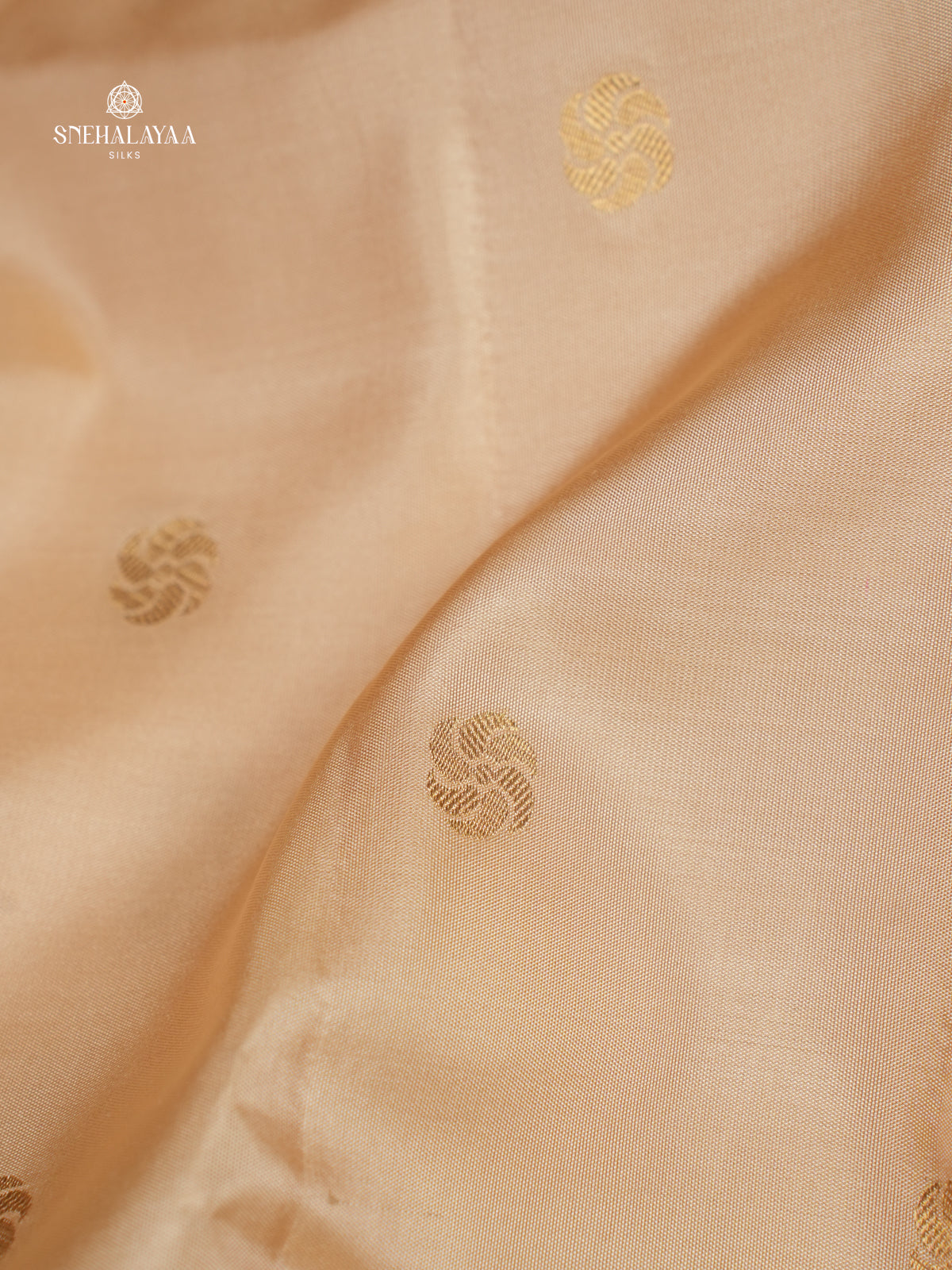 Cream Gadwal Silk Saree