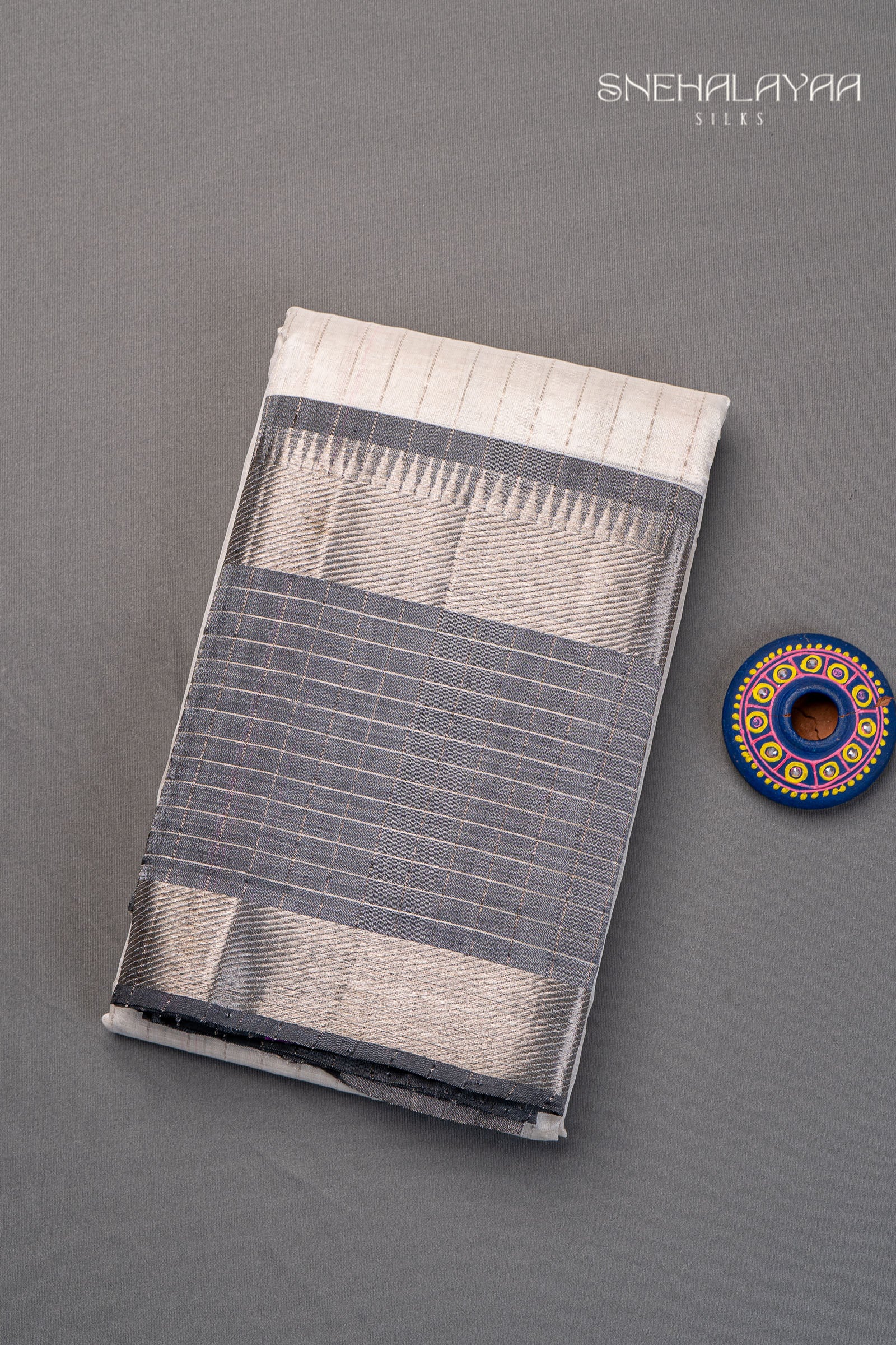 White Mangalgiri Silk Saree