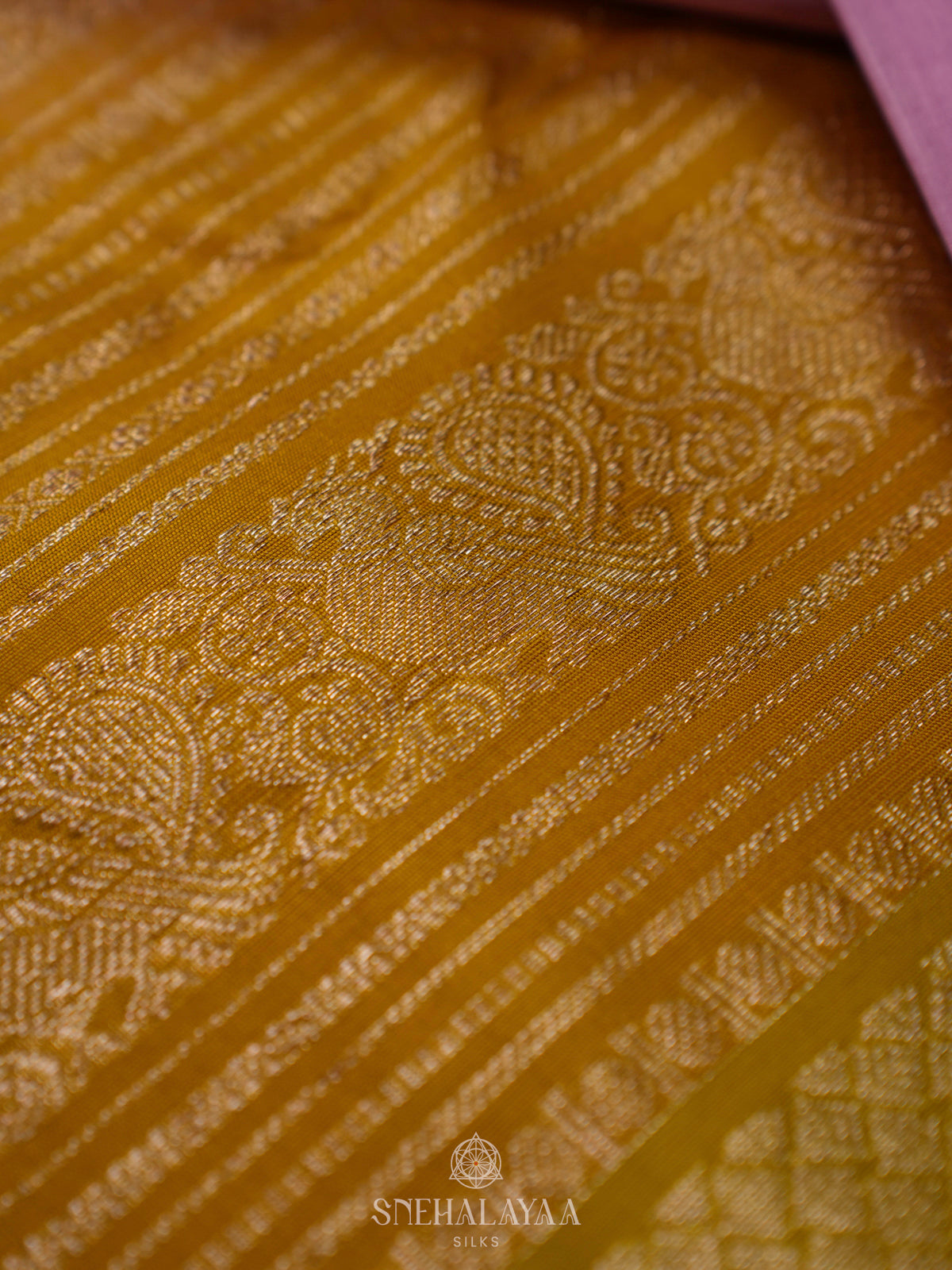 Lavender Kanchi Linen Silk Saree