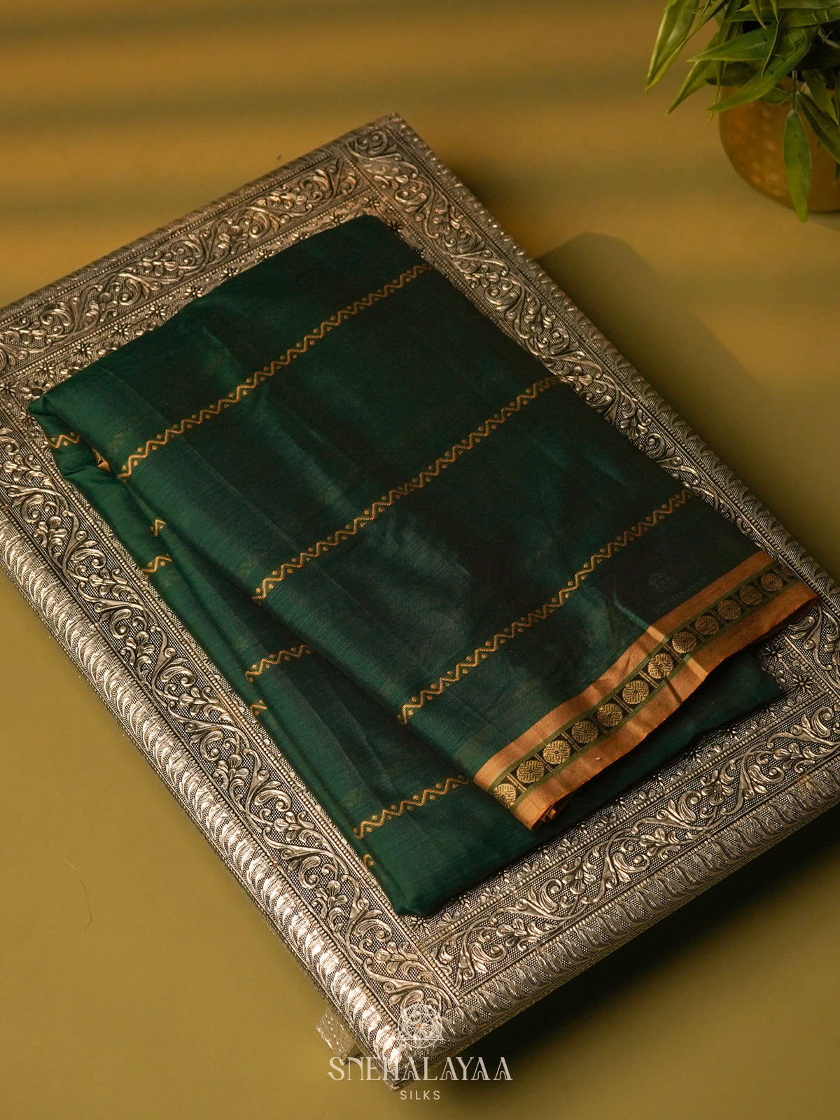 Forest Green Narayanpet Cotton Saree without Blouse