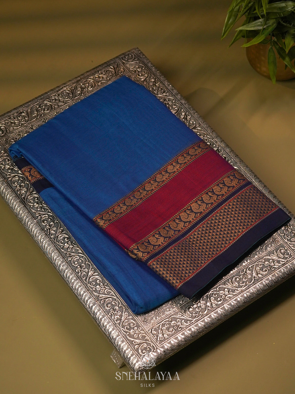 Rich Blue Narayanpet Cotton Saree without Blouse