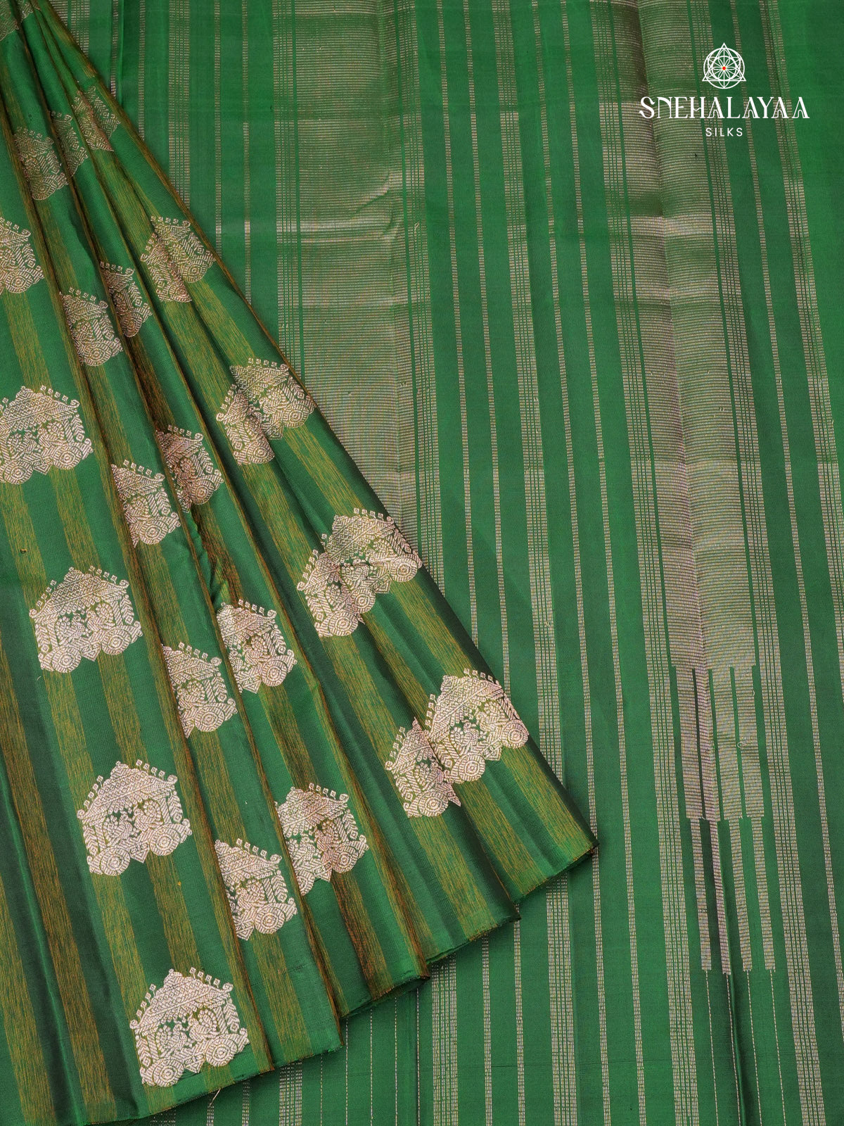 Emerald Green Kanjivaram Silk Saree