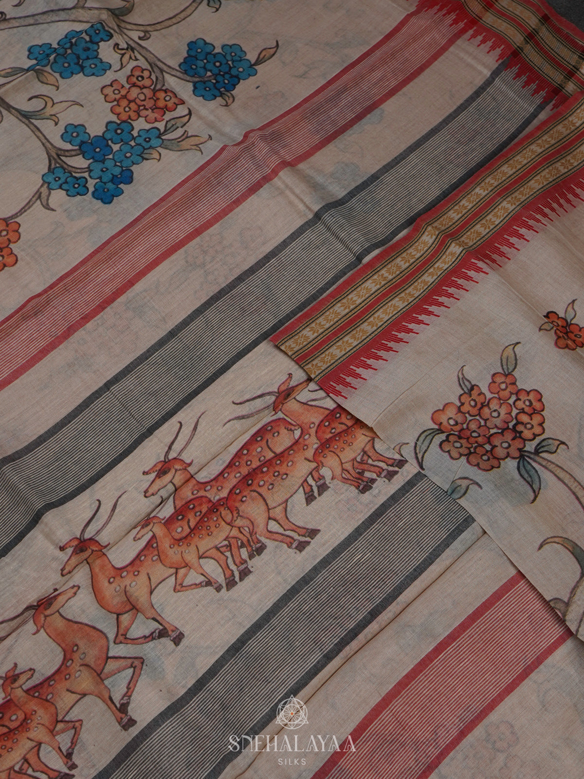 Beige Munga Tussar Saree