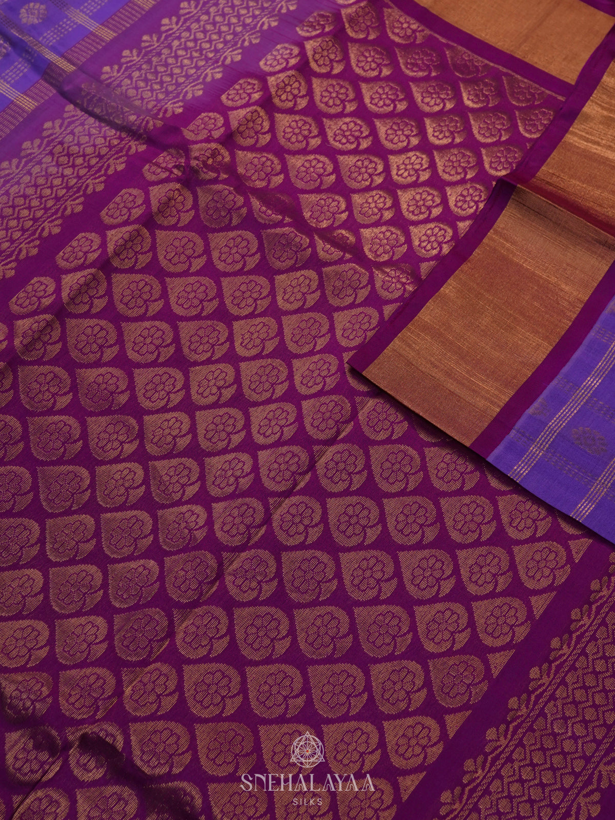 Lavender Kuppadam Silk Cotton Saree with Rich Zari Pallu