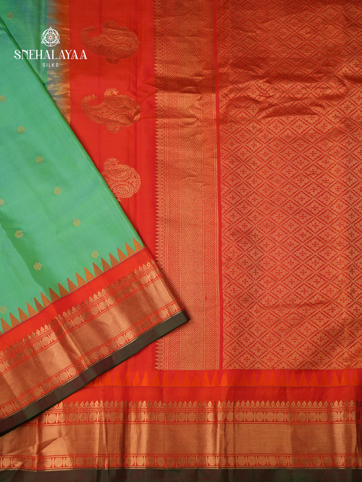 Green Gadwal Silk Saree