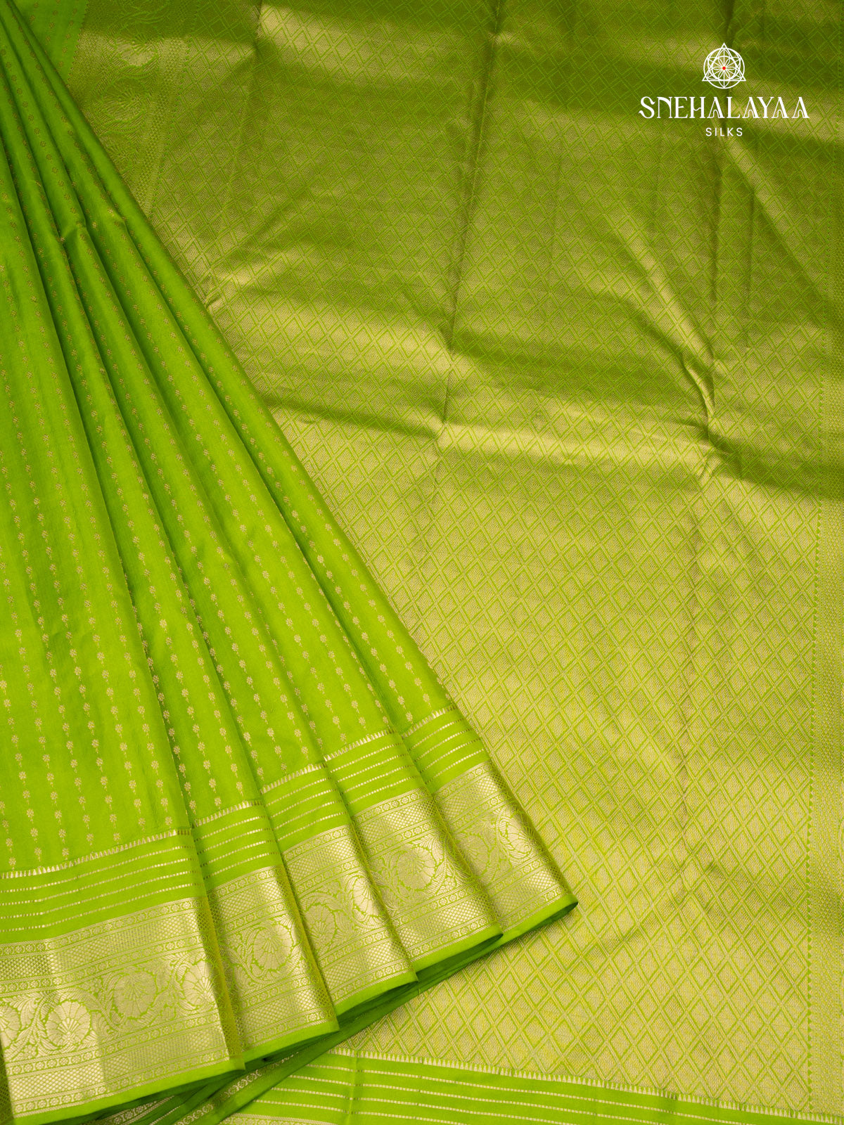 Parrot Green Kanjivaram Silk Saree