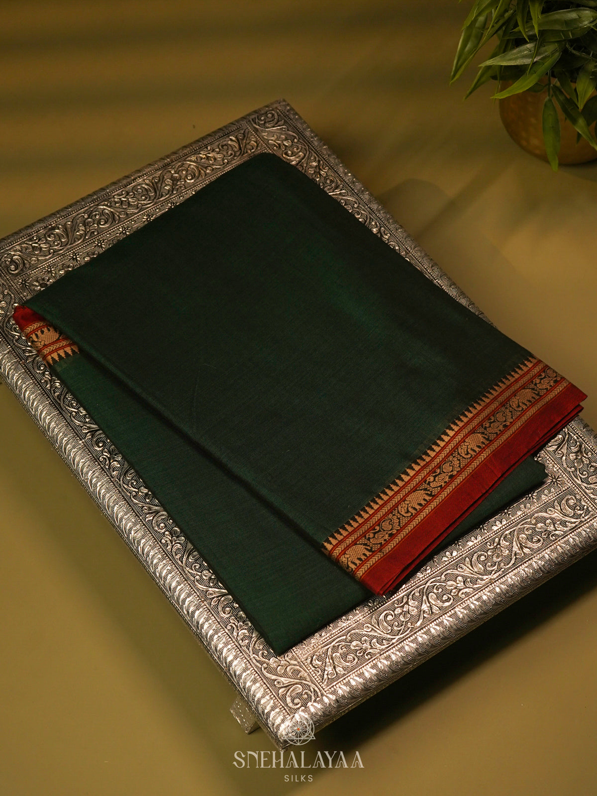 Forest Green Narayanpet Cotton Saree without Blouse