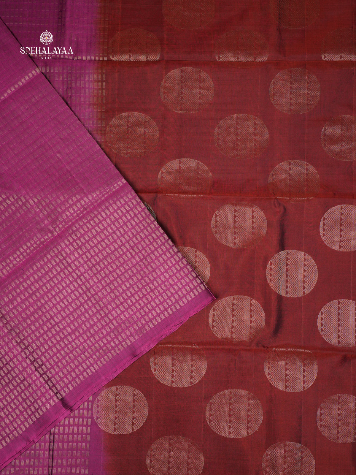 Magenta Boderless Kanjivaram Soft Silk Saree