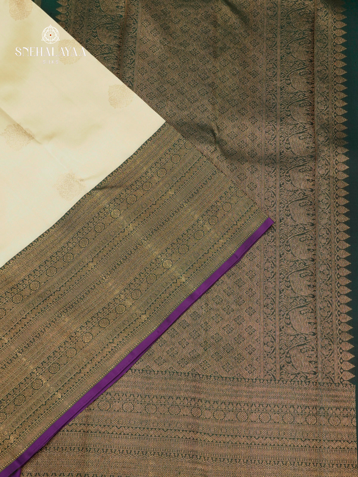 Ivory Pure Kanchipuram Silk Saree with Bottle Green Zari Border