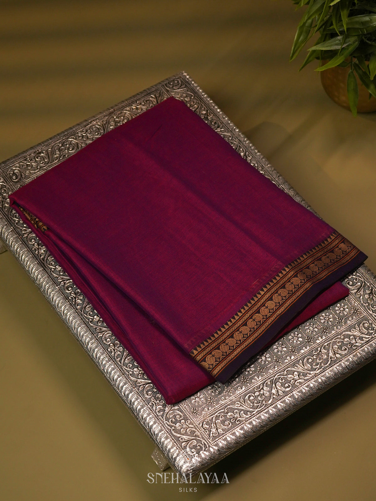 Magenta Narayanpet Cotton Saree without Blouse