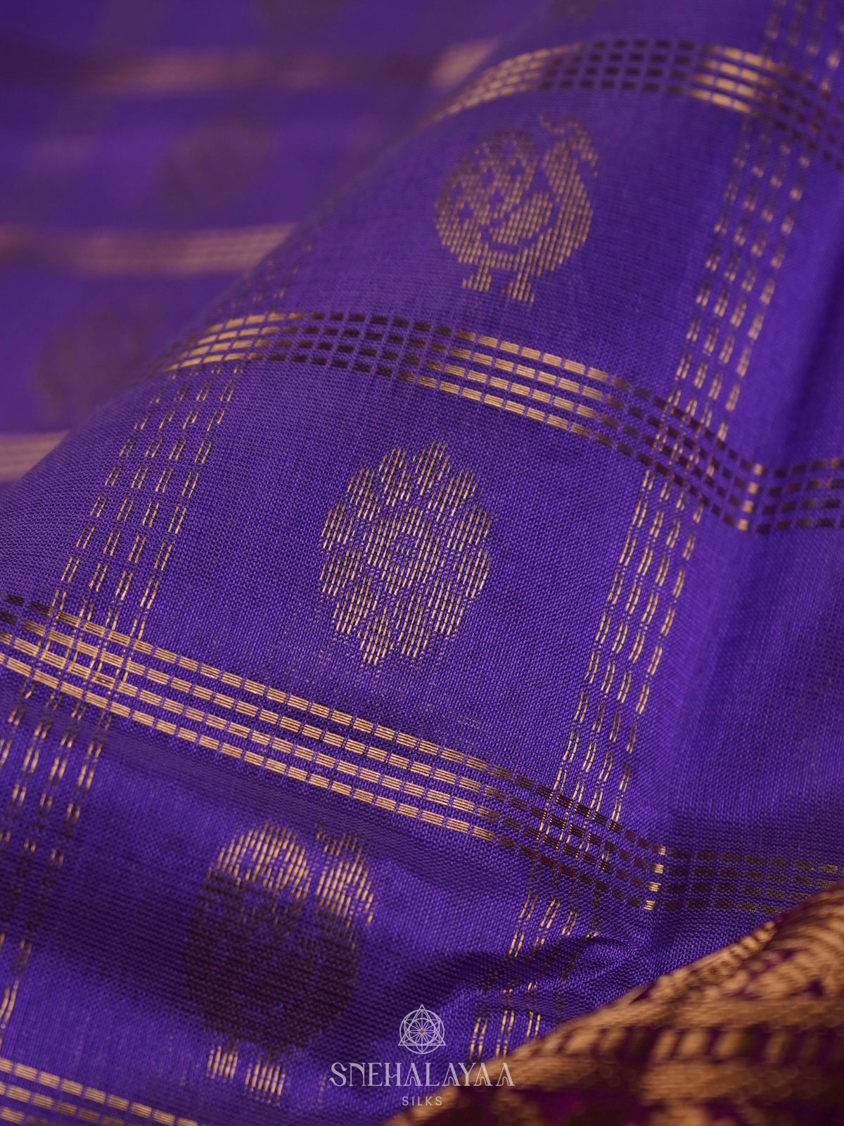 Lavender Kuppadam Silk Cotton Saree with Rich Zari Pallu