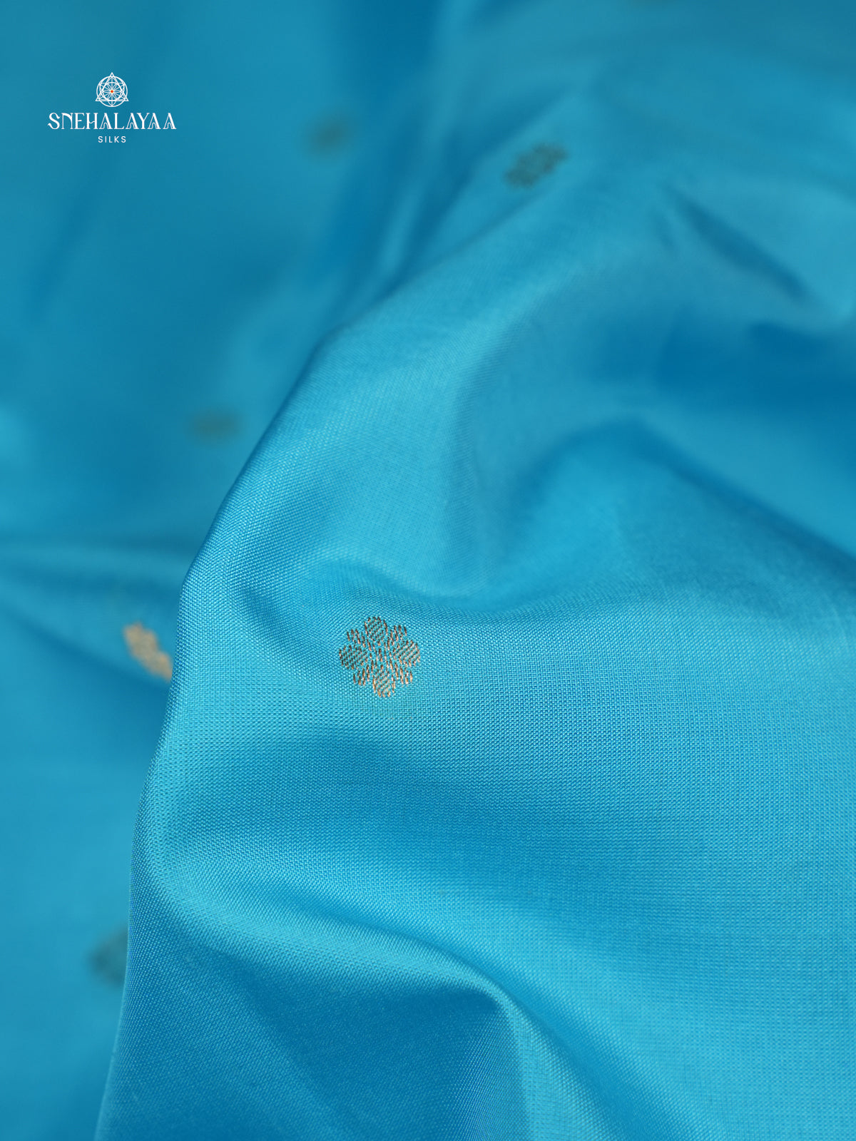 Sky Blue Gadwal Silk Saree