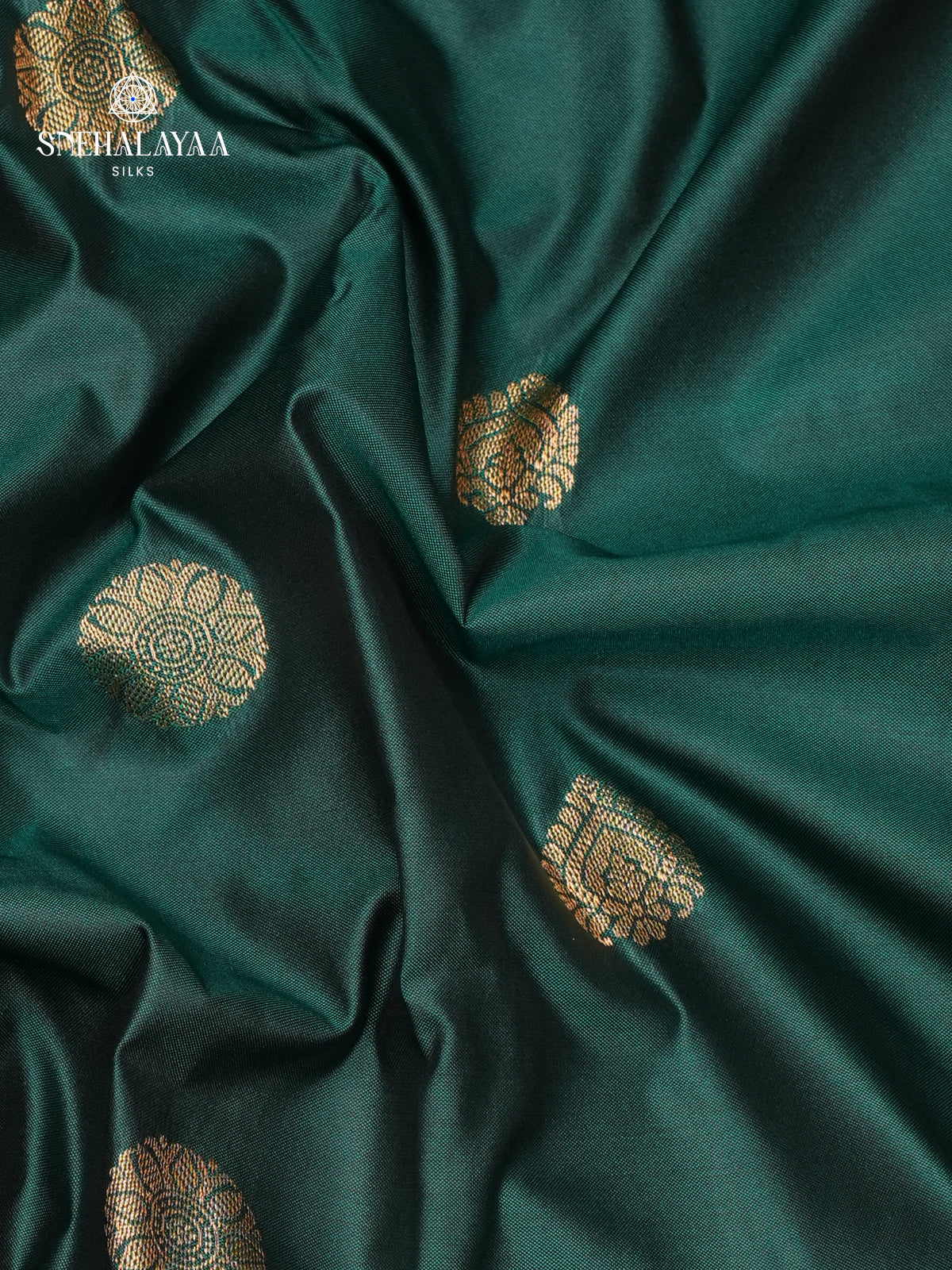 Bottle Green Gadwal Silk Saree