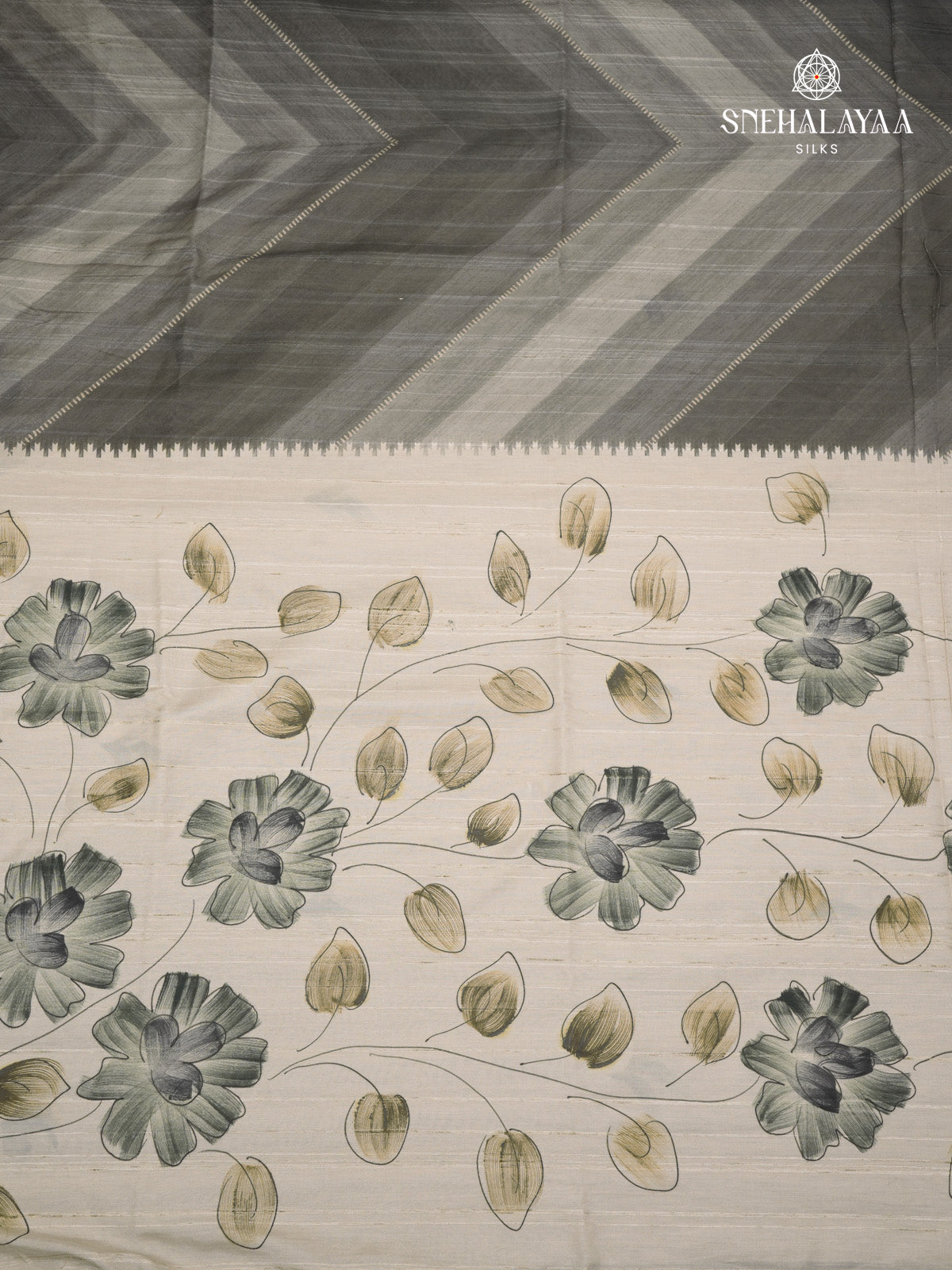 Grey Floral Printed Tussar Saree