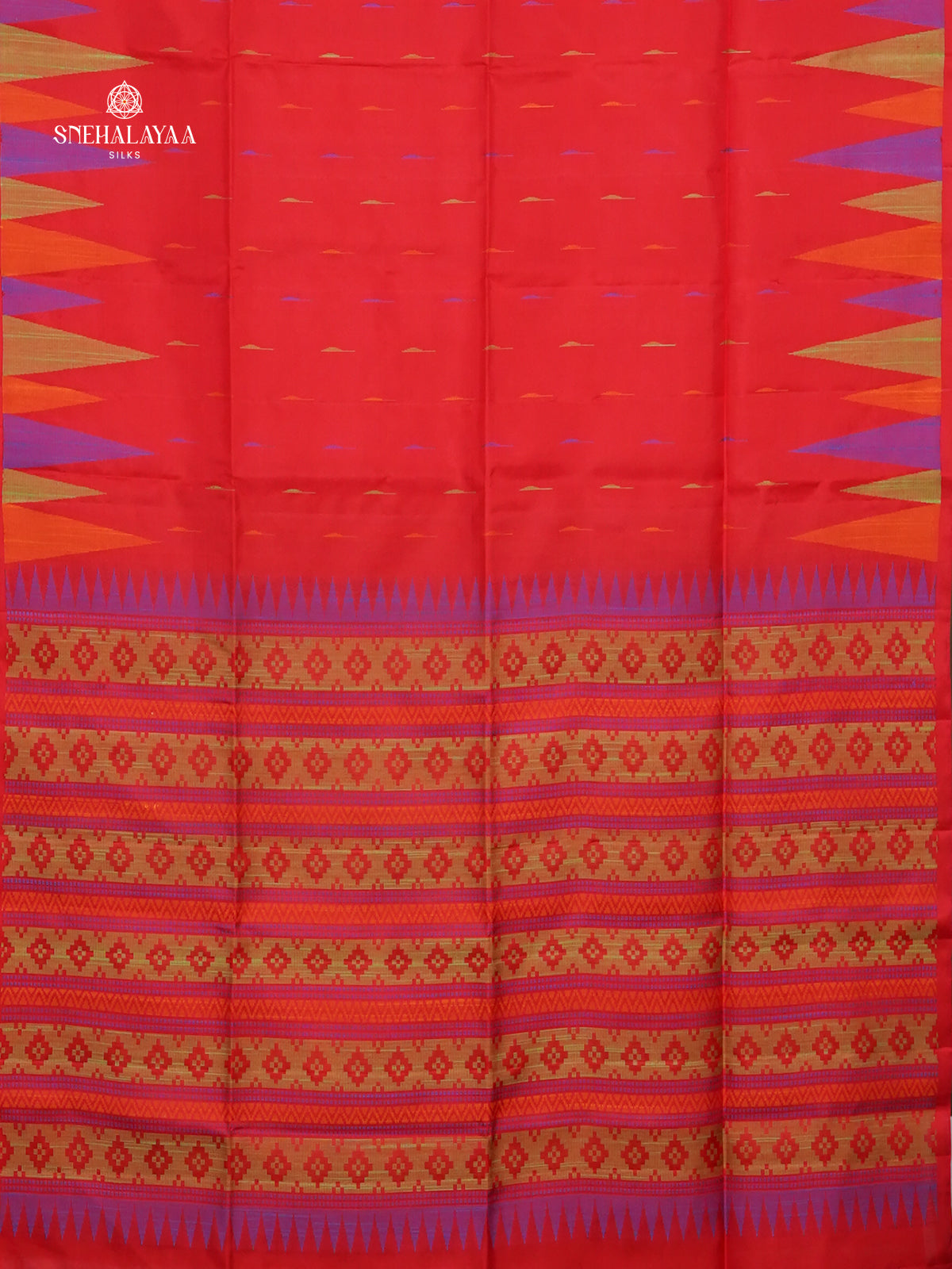 Red Borderless Kanjivaram Soft Silk Saree