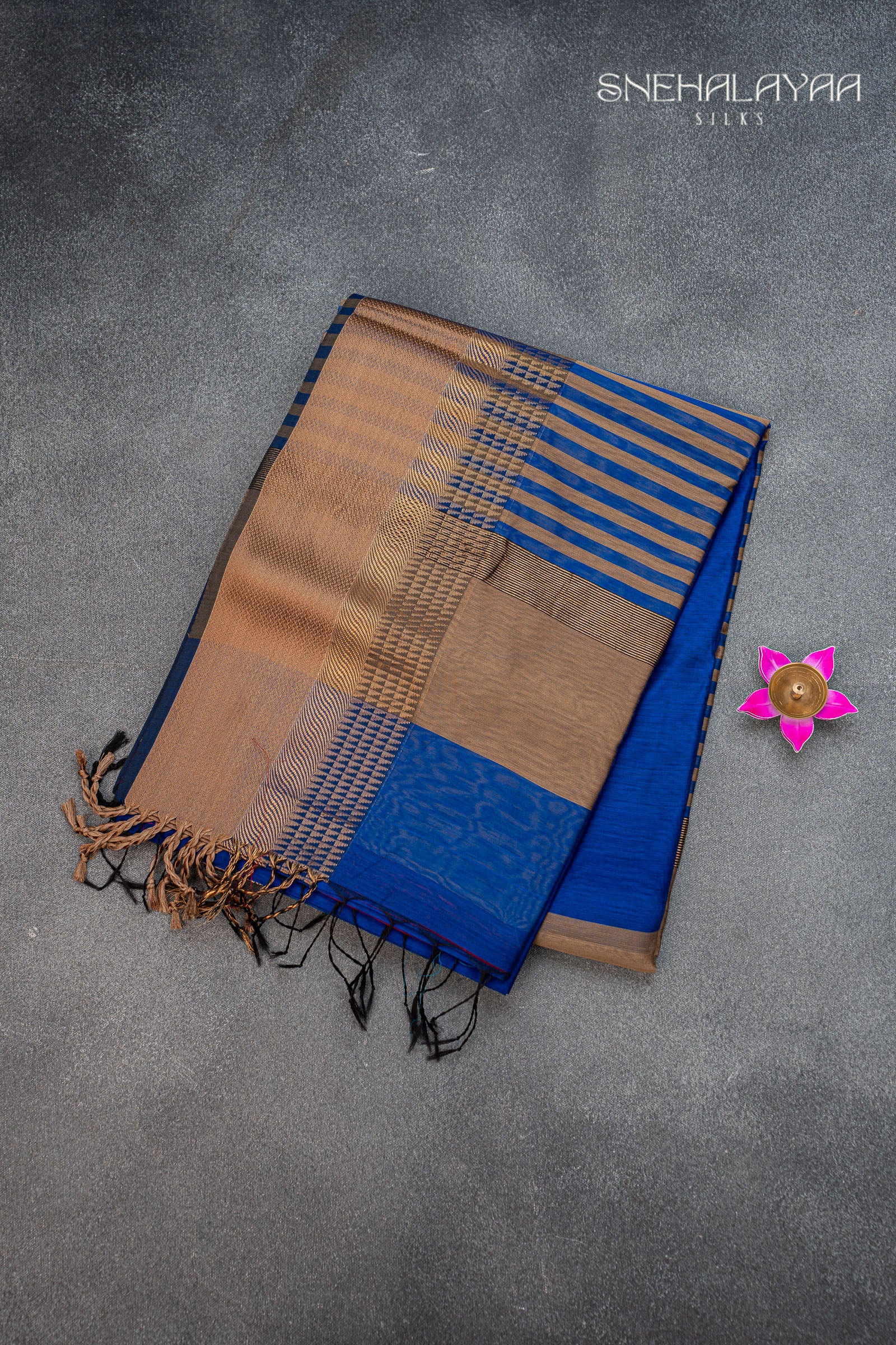 Admiral Blue Maheshwari Silk Cotton Saree