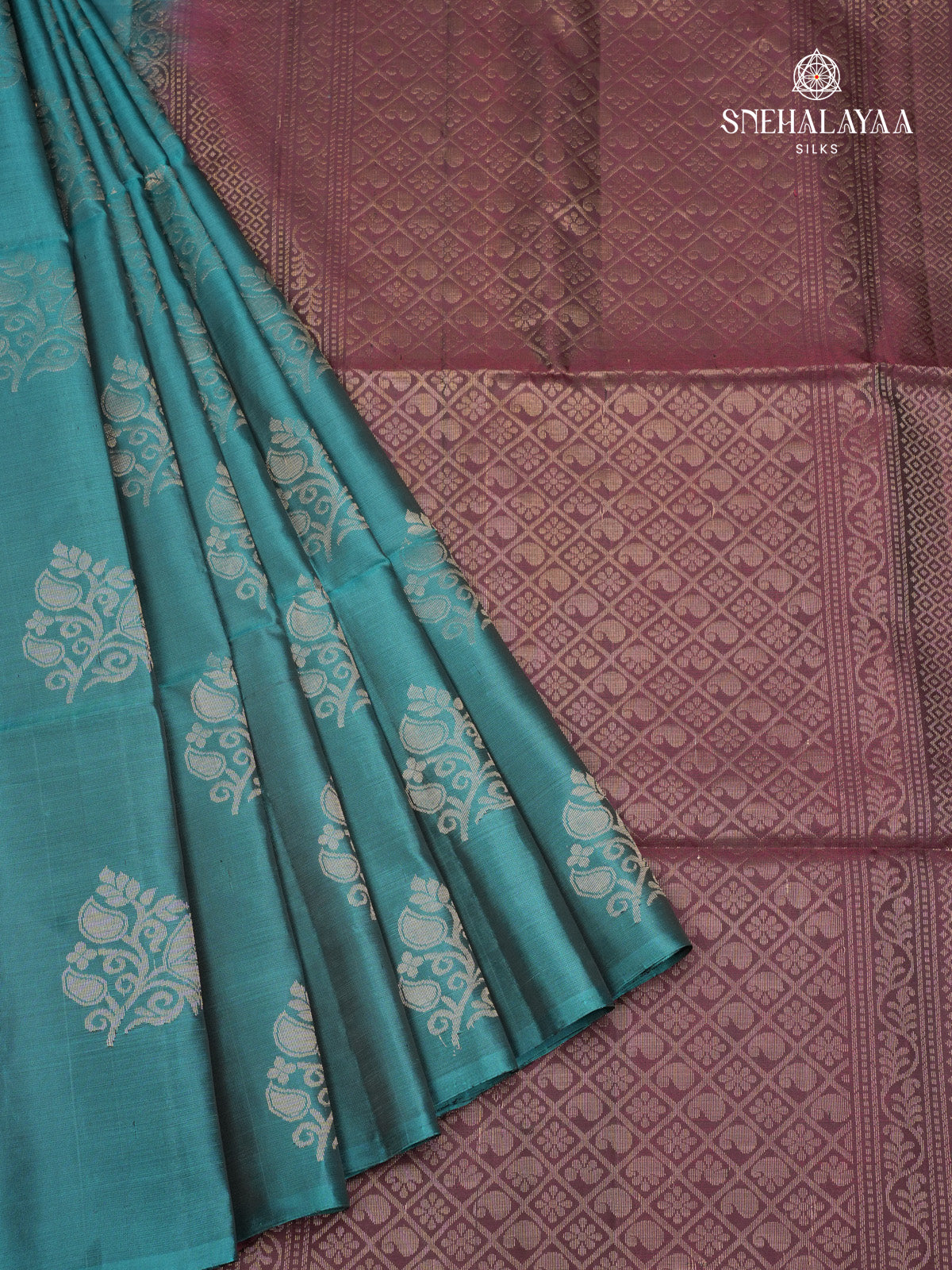 Peacock Green Kanjivaram Soft Silk Saree