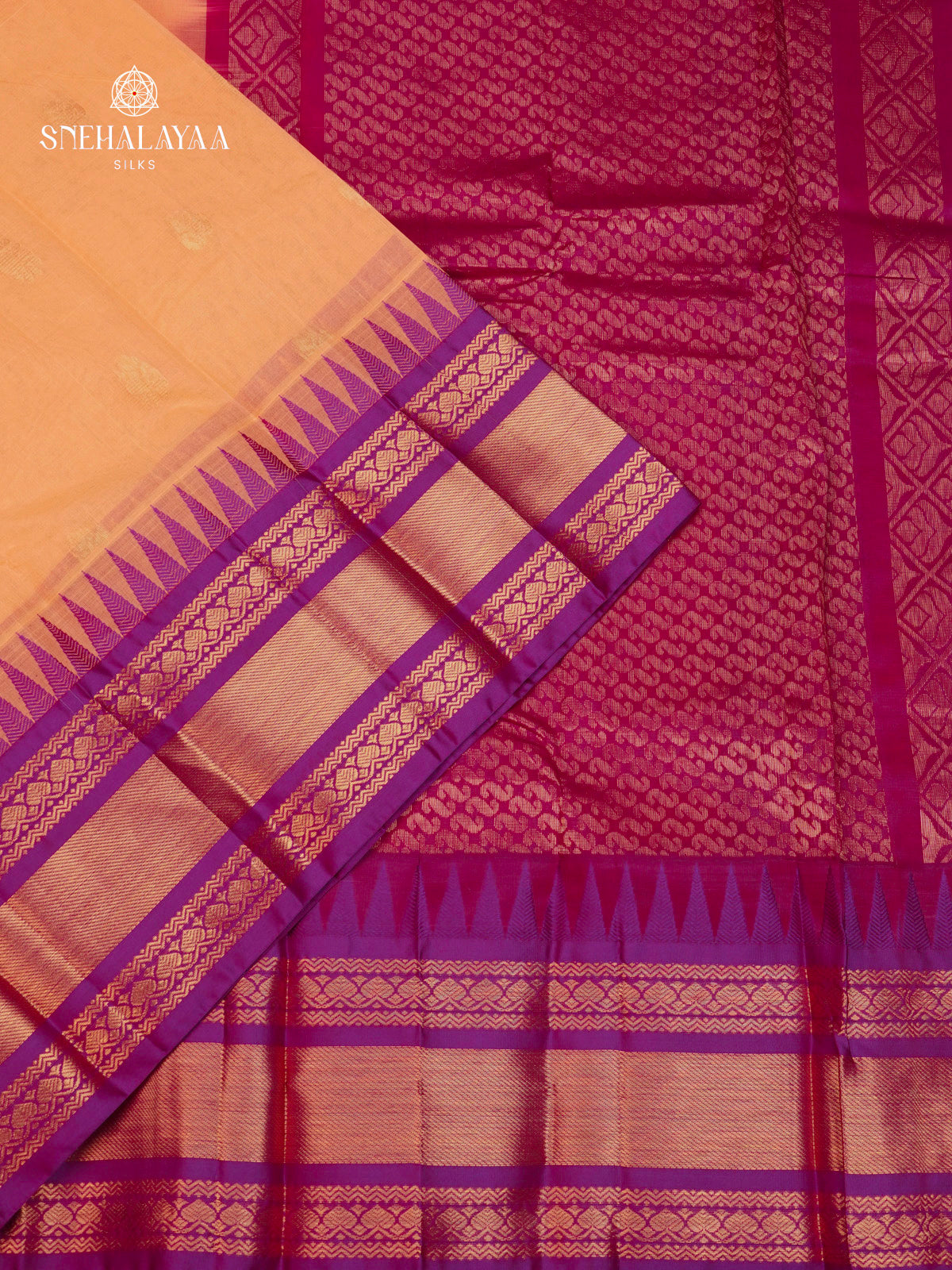 Peach Gadwal Cotton Saree Without Blouse