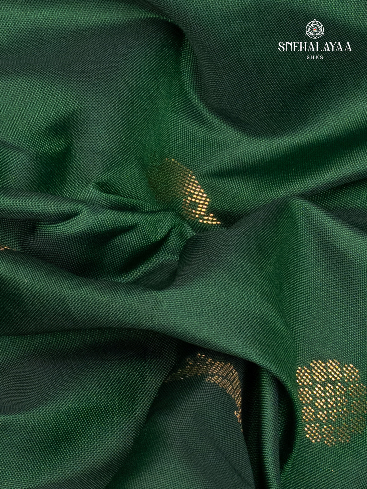 Bottle Green Gadwal Silk Saree