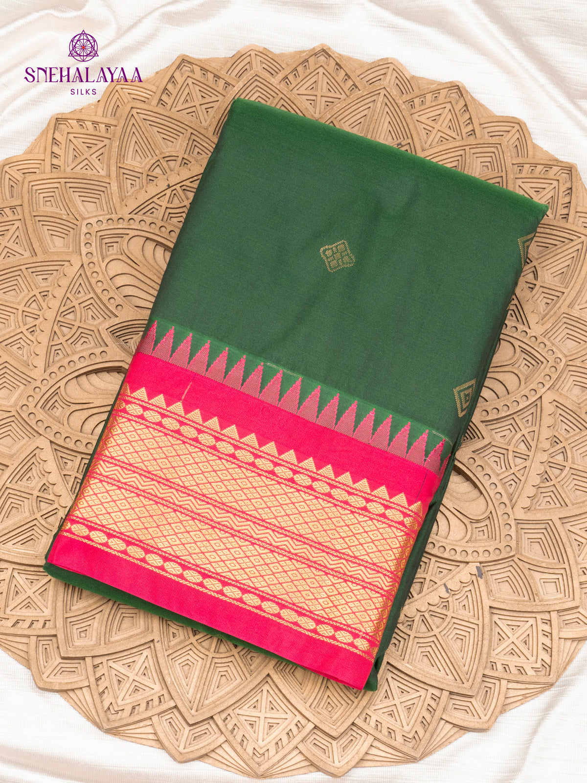 Green Gadwal Silk Saree