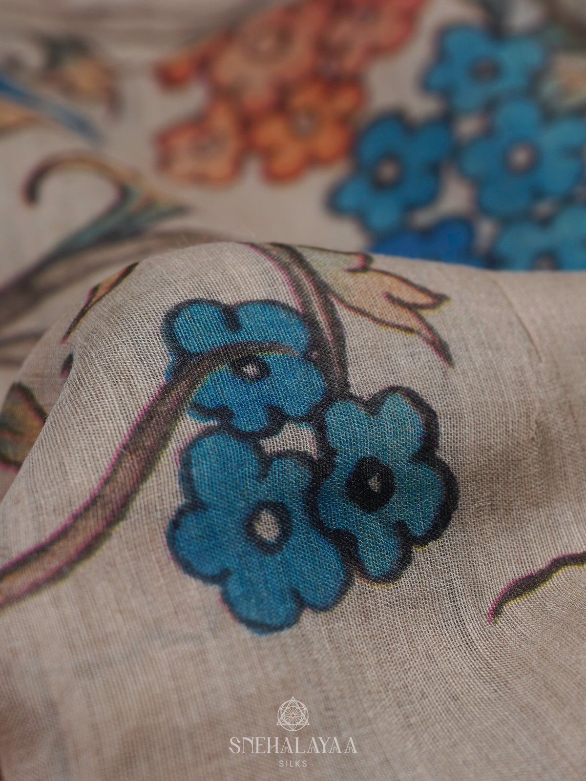 Beige Munga Tussar Saree