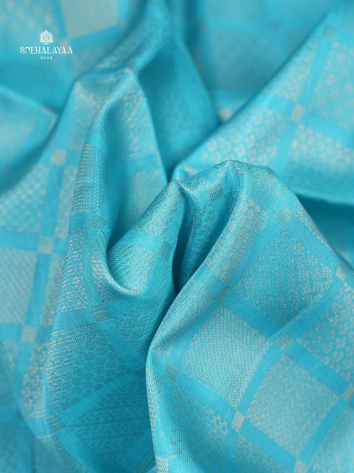 Ocean Blue Borderless Kanjivaram Soft Silk Saree