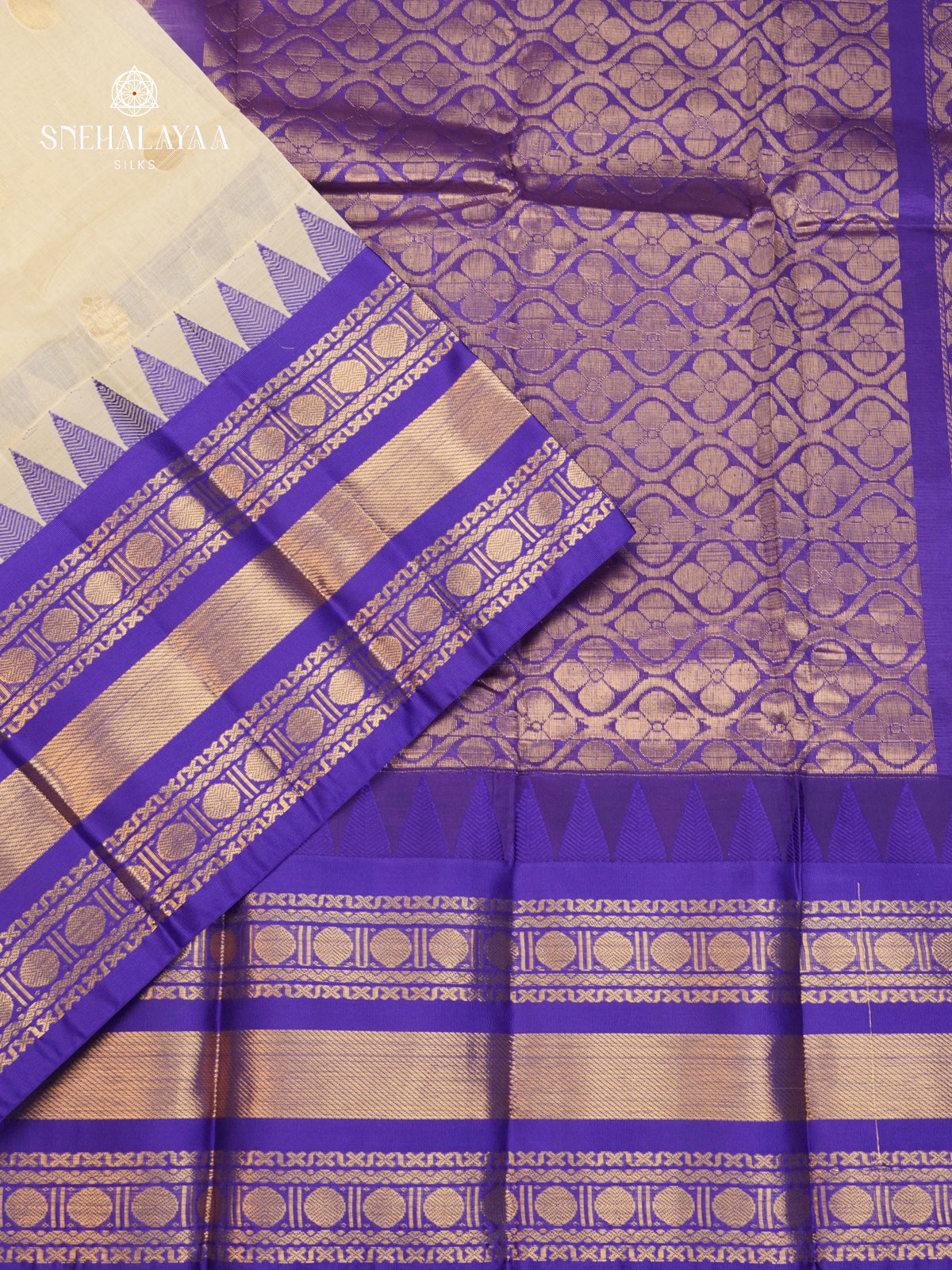 Cream Gadwal Cotton Saree Without Blouse