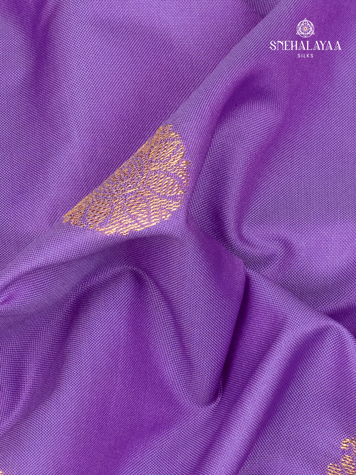 Lavender Gadwal Silk Saree