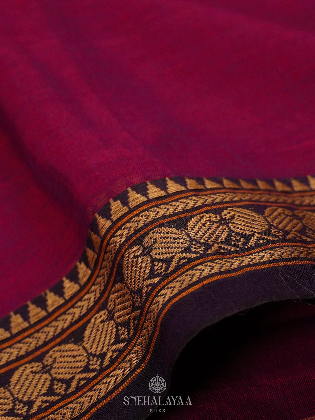 Magenta Narayanpet Cotton Saree without Blouse
