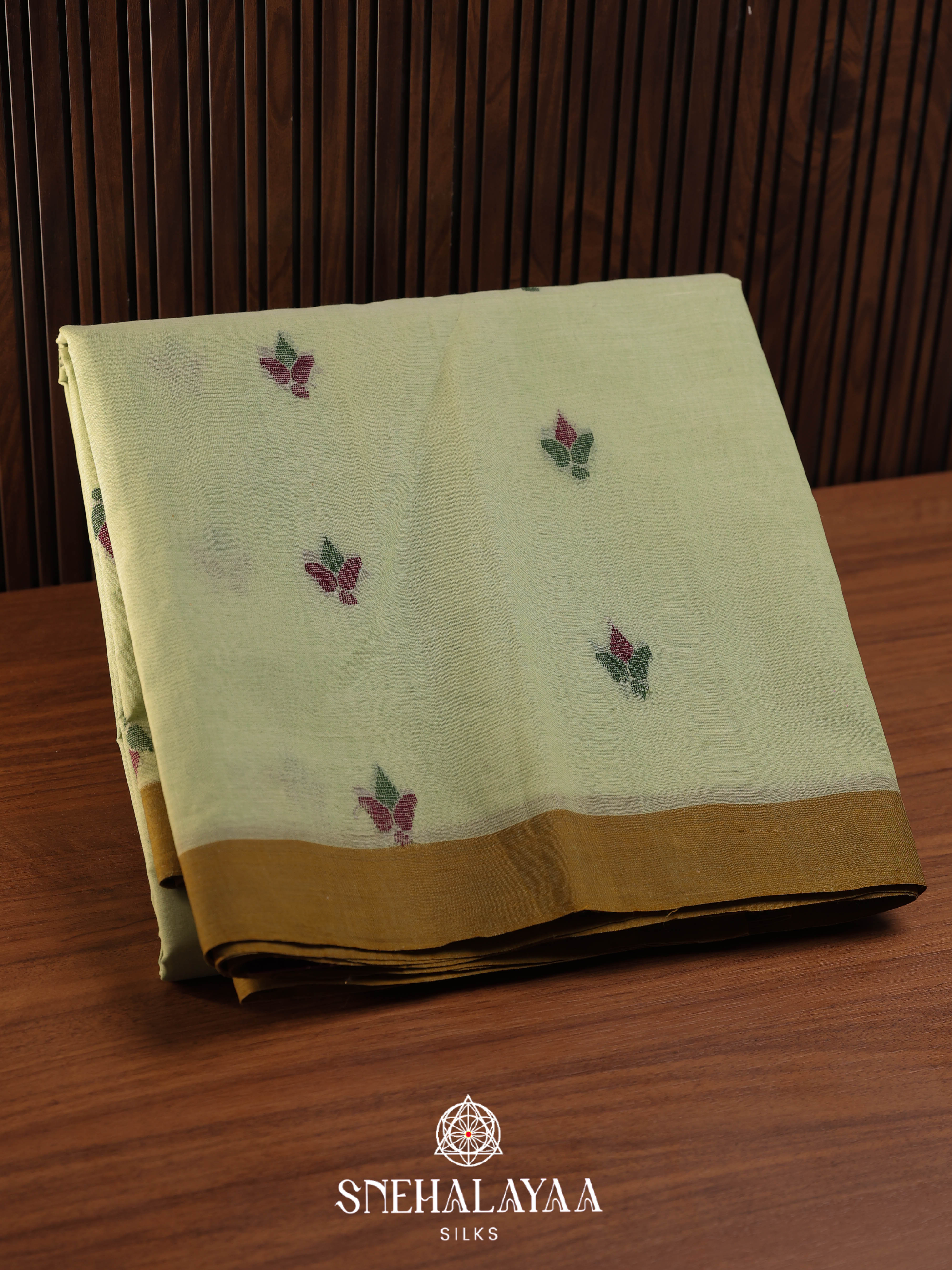 Off white Bengal Cotton Saree