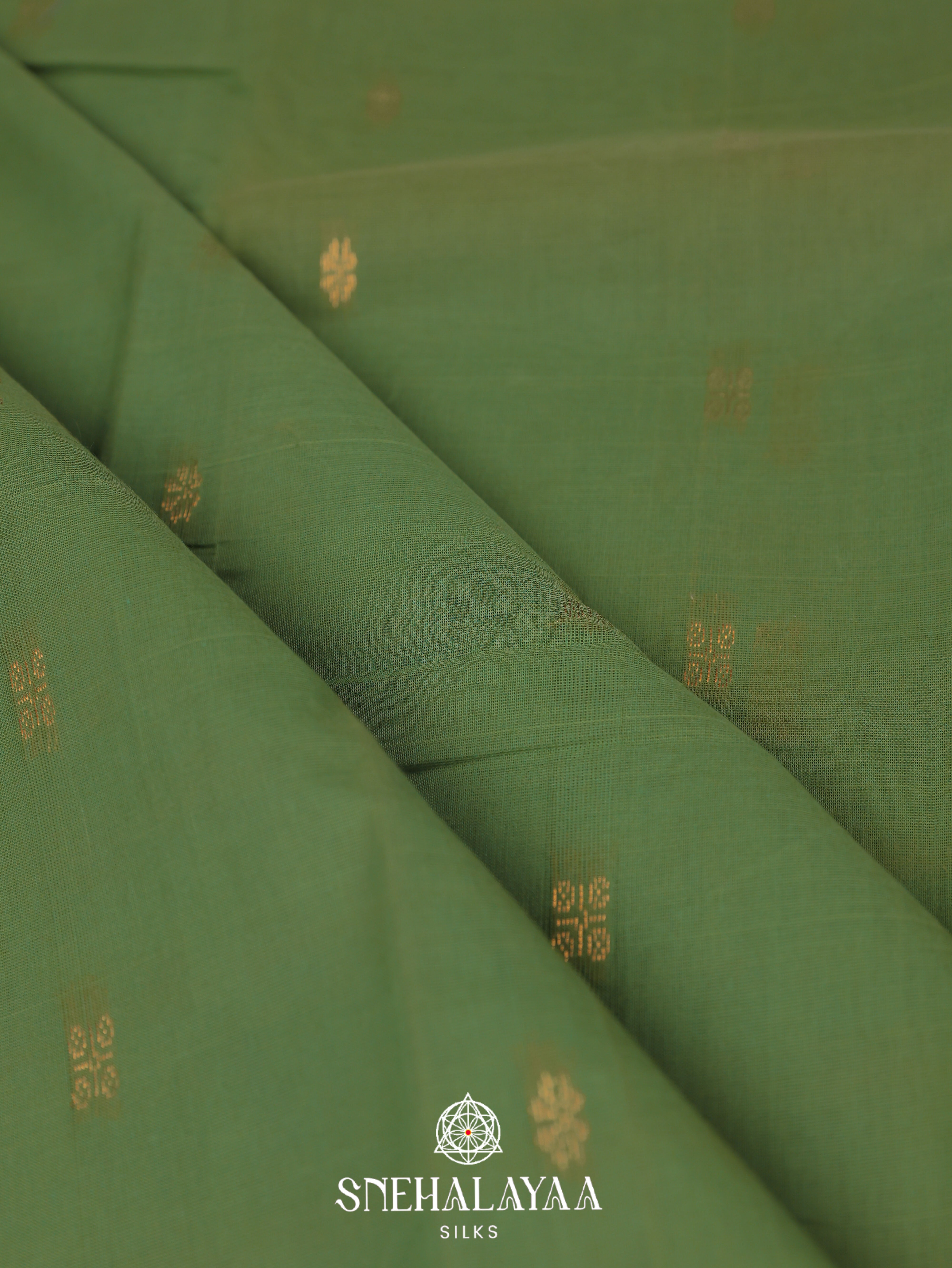 Olive Green Gadwal Cotton Saree
