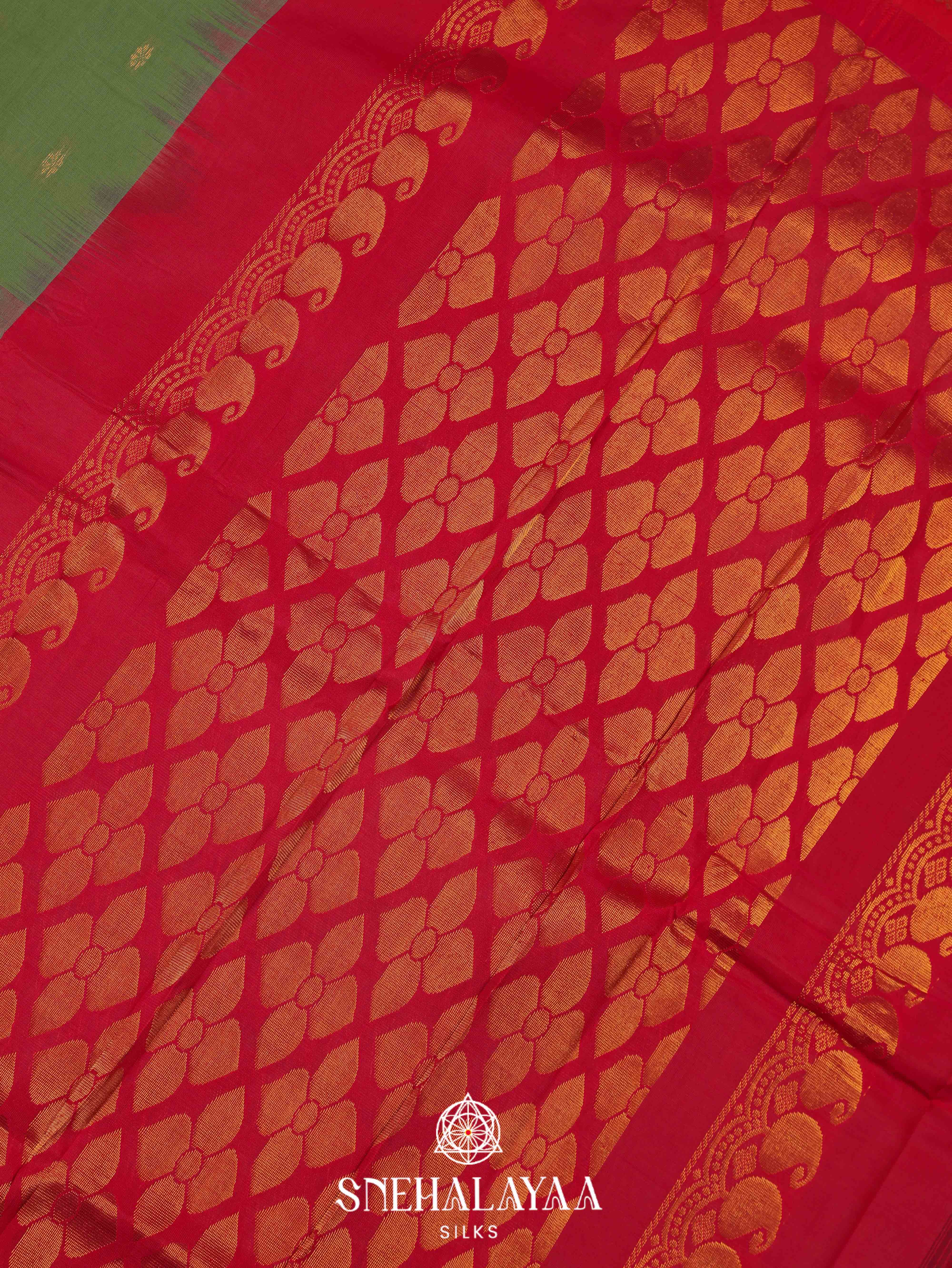 Olive Green Gadwal Cotton Saree