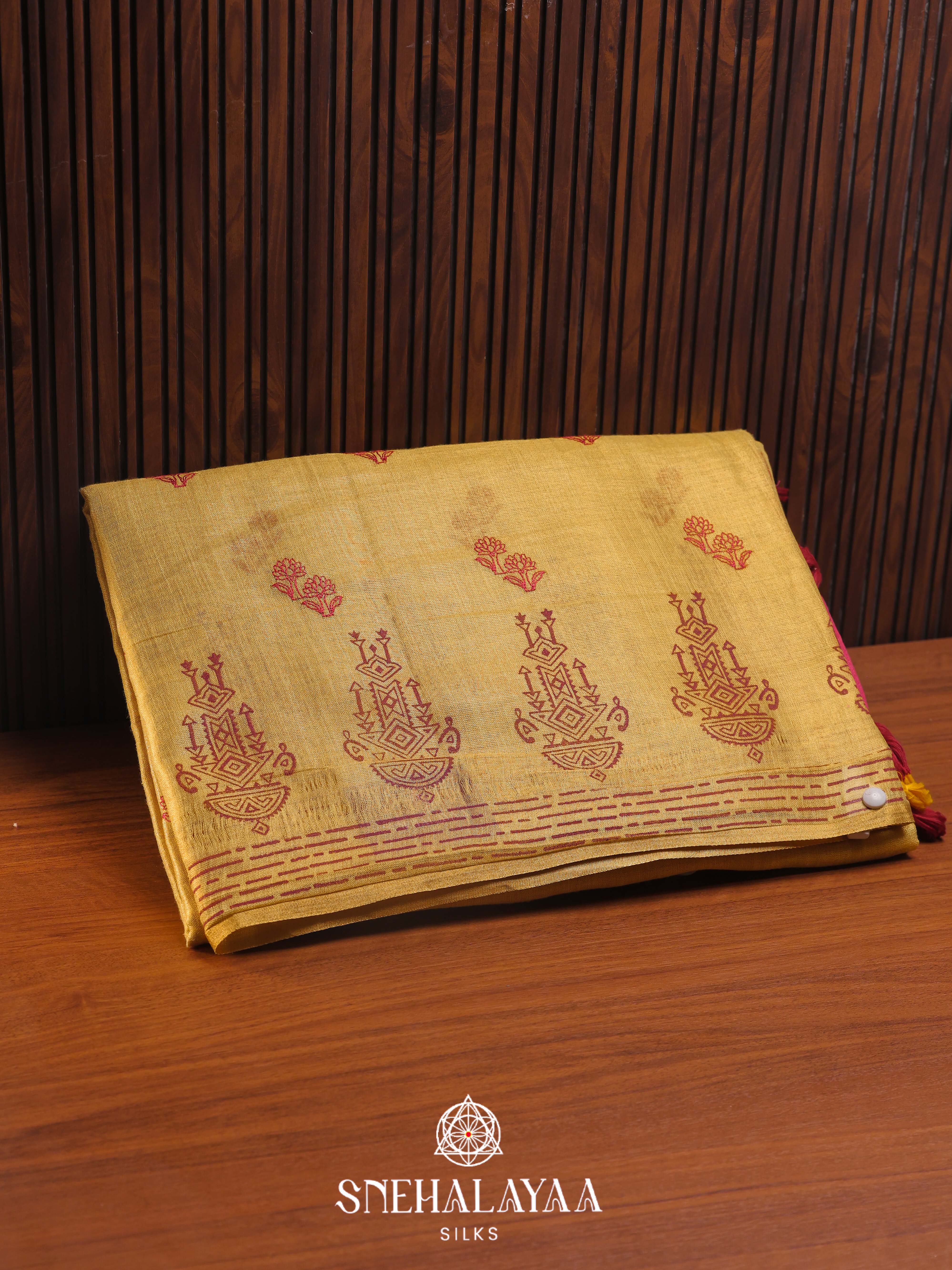 Yellow Linen Embroidery Saree