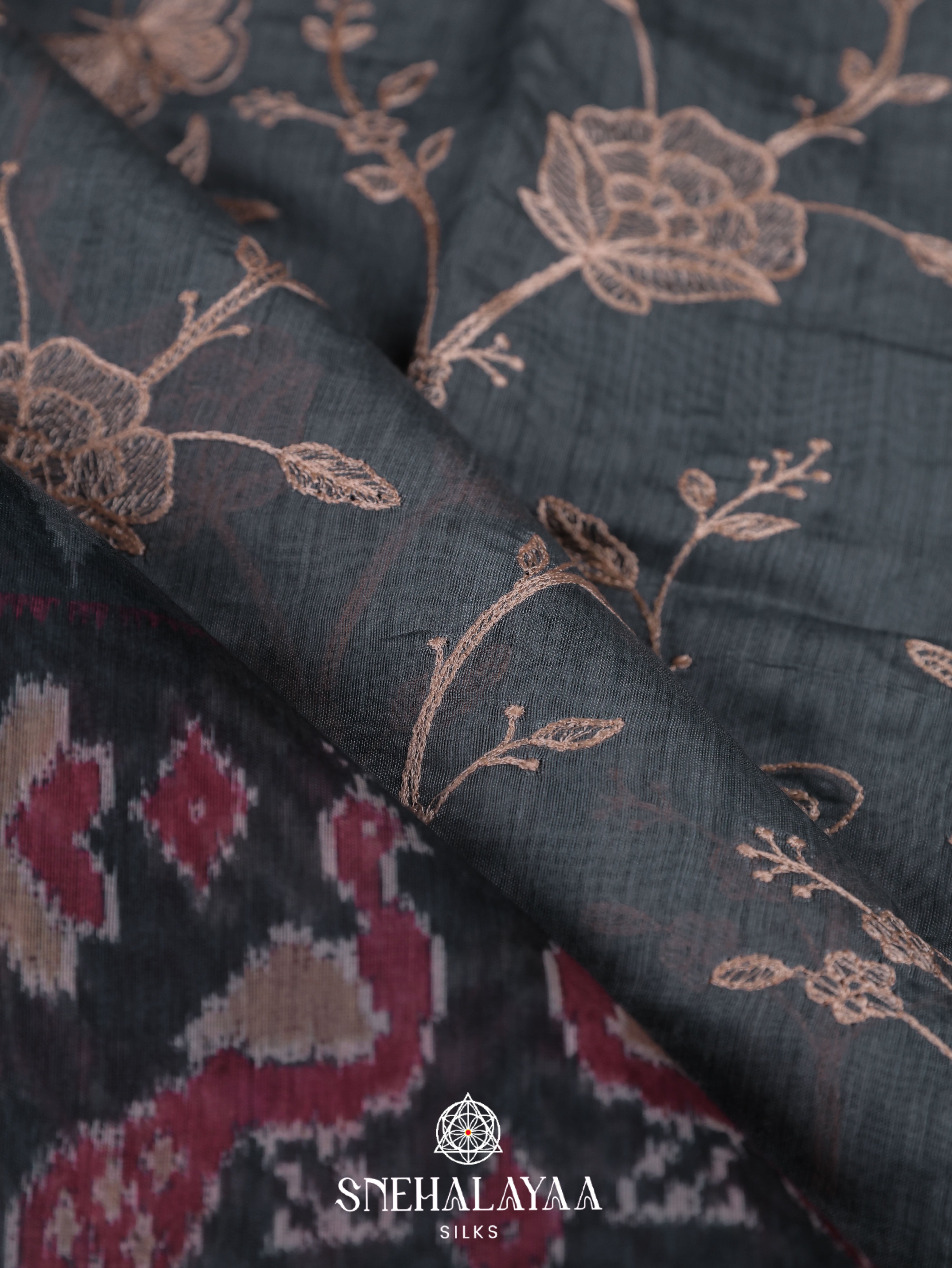 Grey  Linen Embroidery Saree