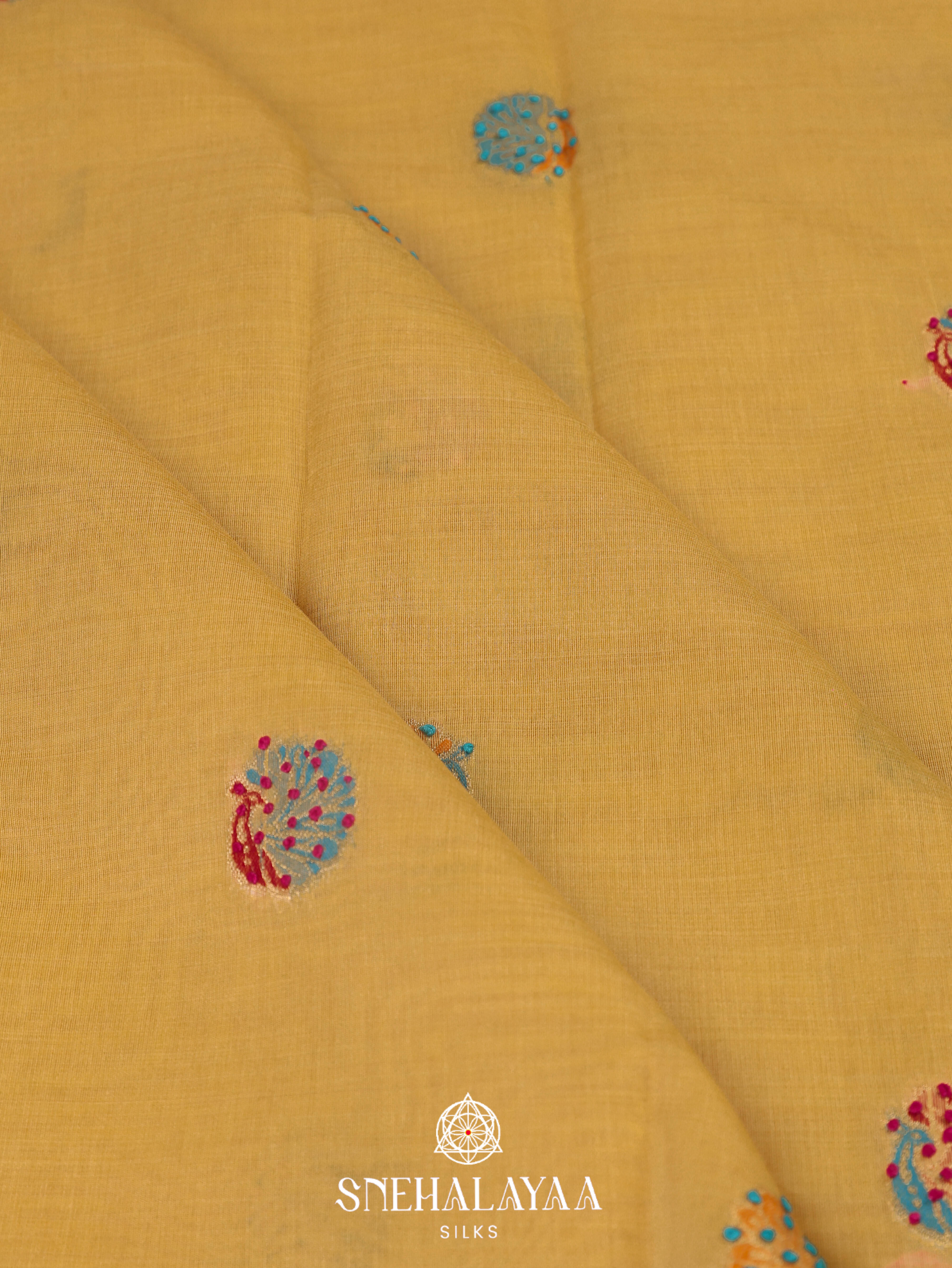 Cream Munga Cotton Saree