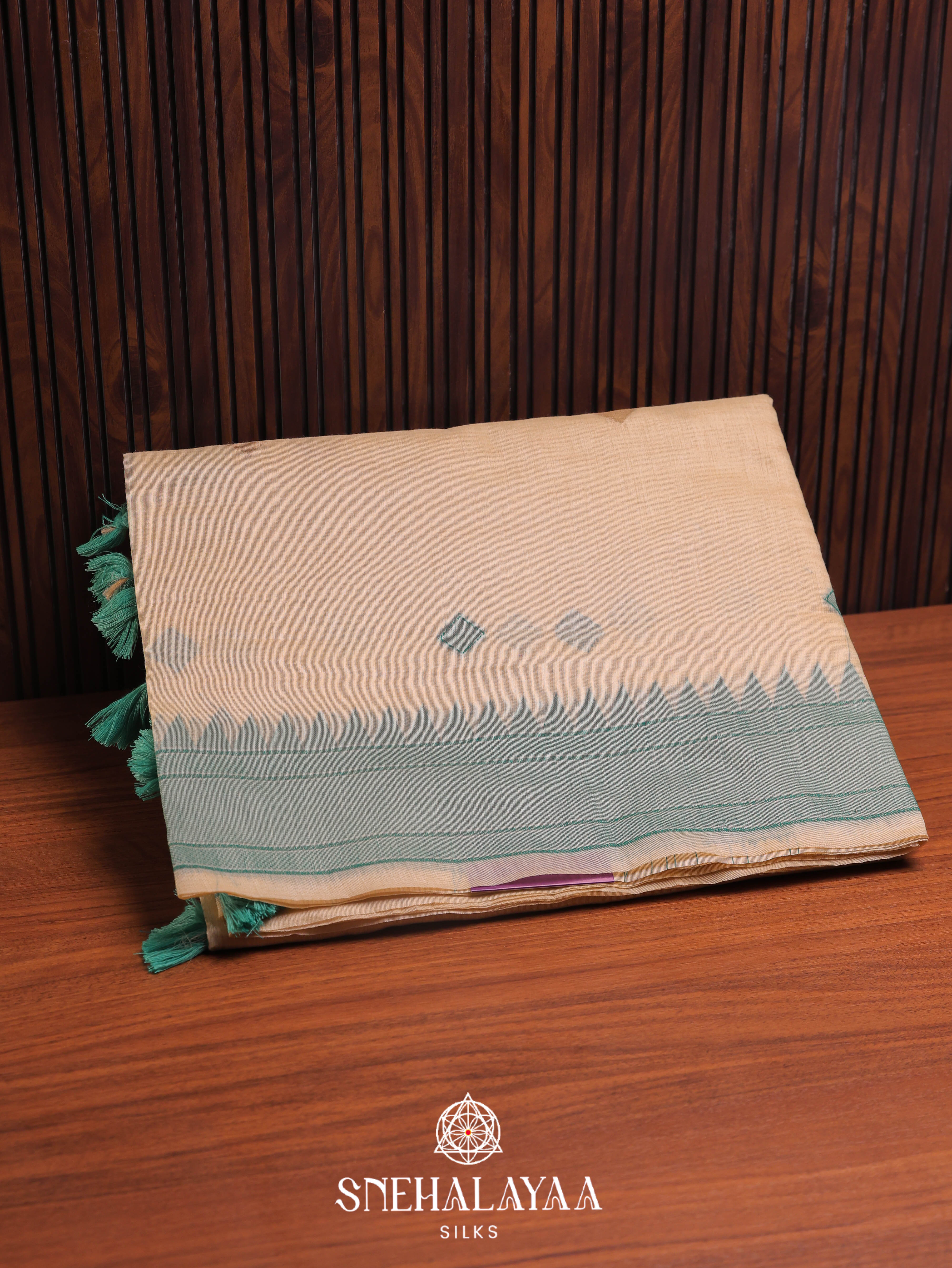 Soft Beige Munga Cotton Saree