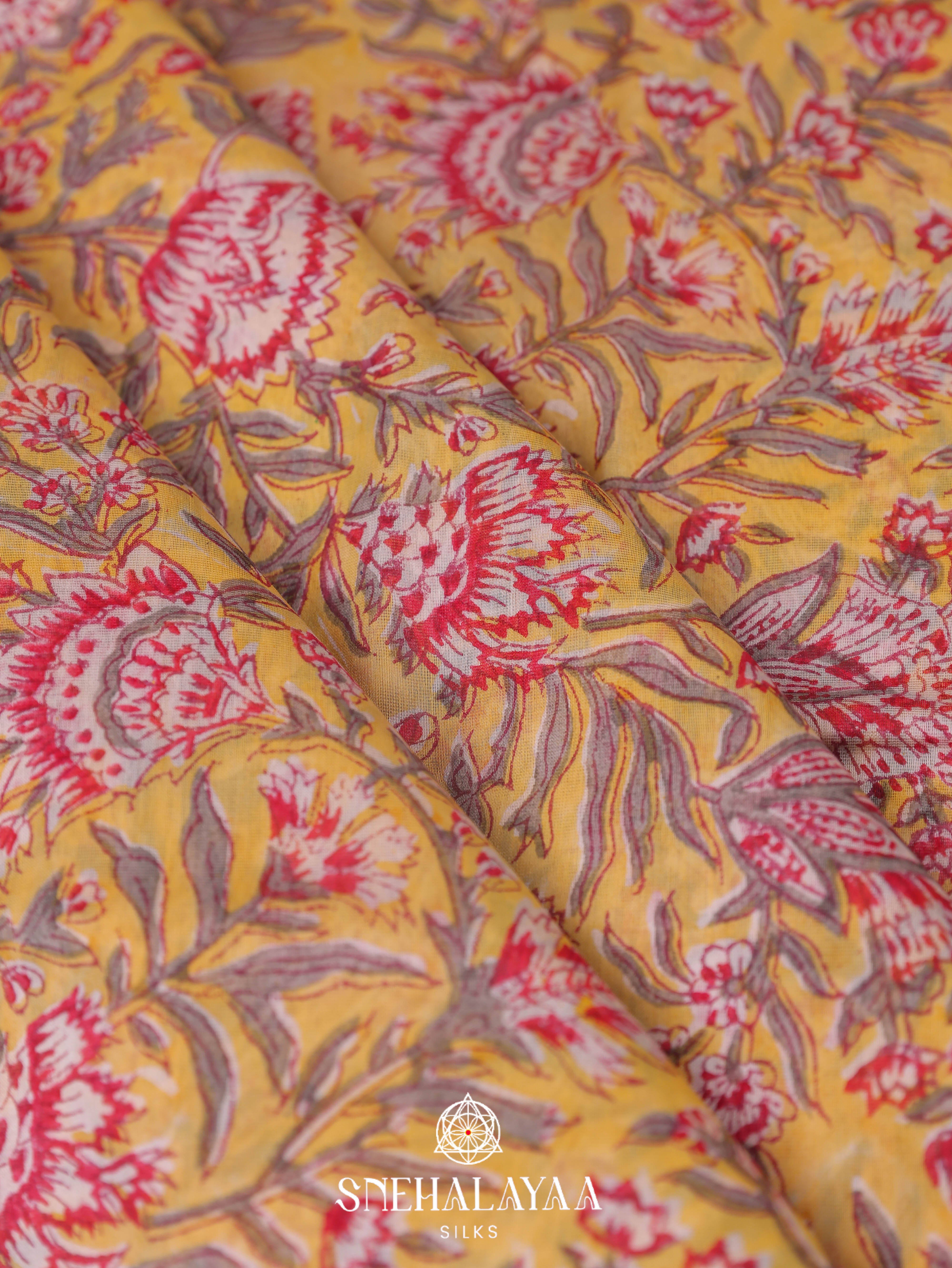 Yellow  Printed Maheshwari Silk Cotton Saree