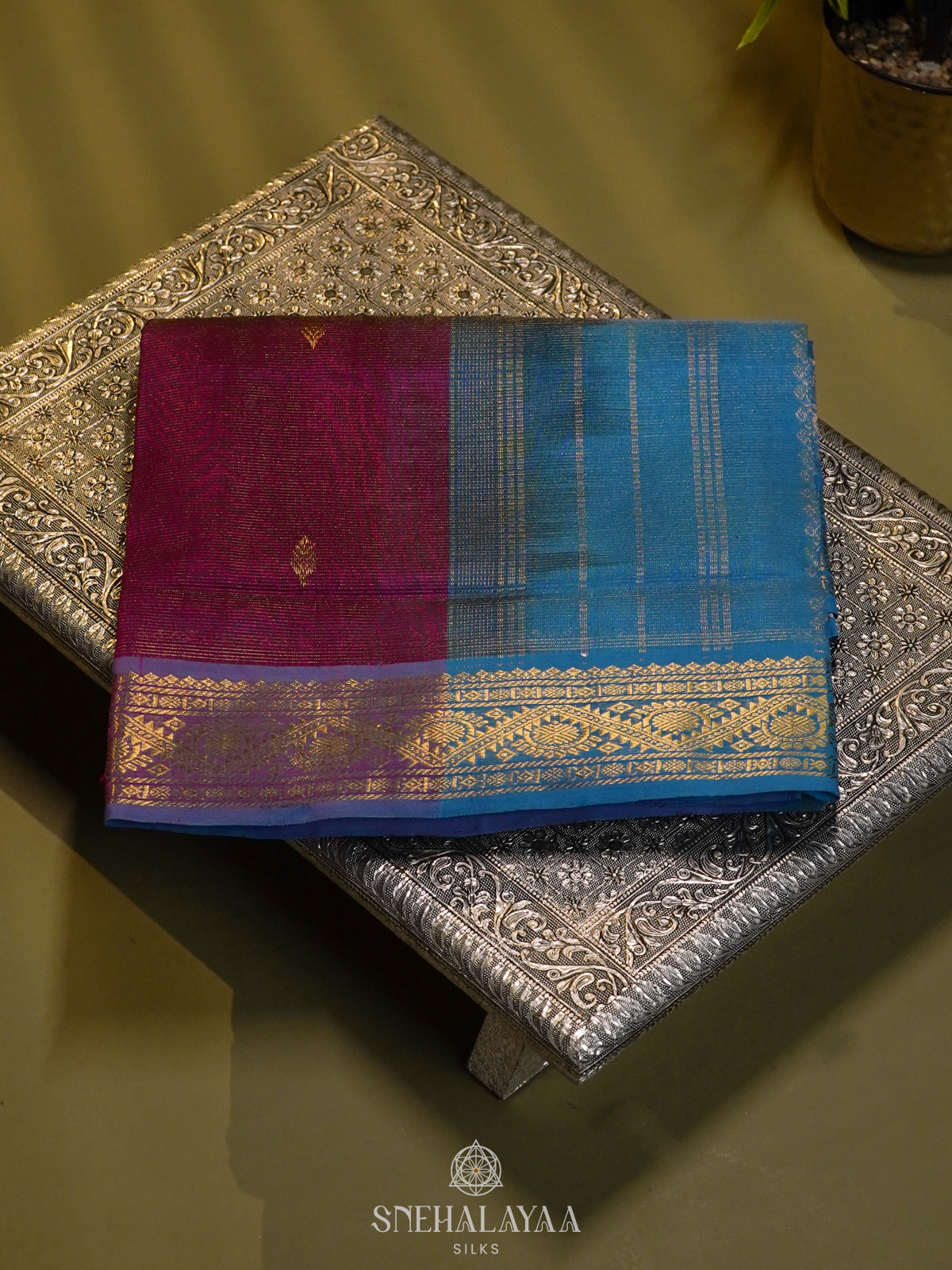Magenta  Vaira Oosi Kanchi Silk Cotton Saree