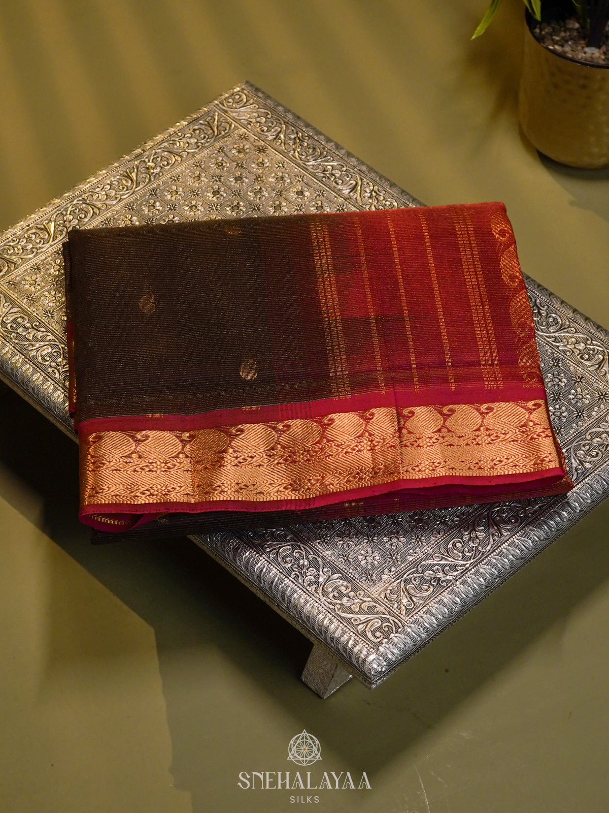 Brown  Vaira Oosi Kanchi Silk Cotton Saree