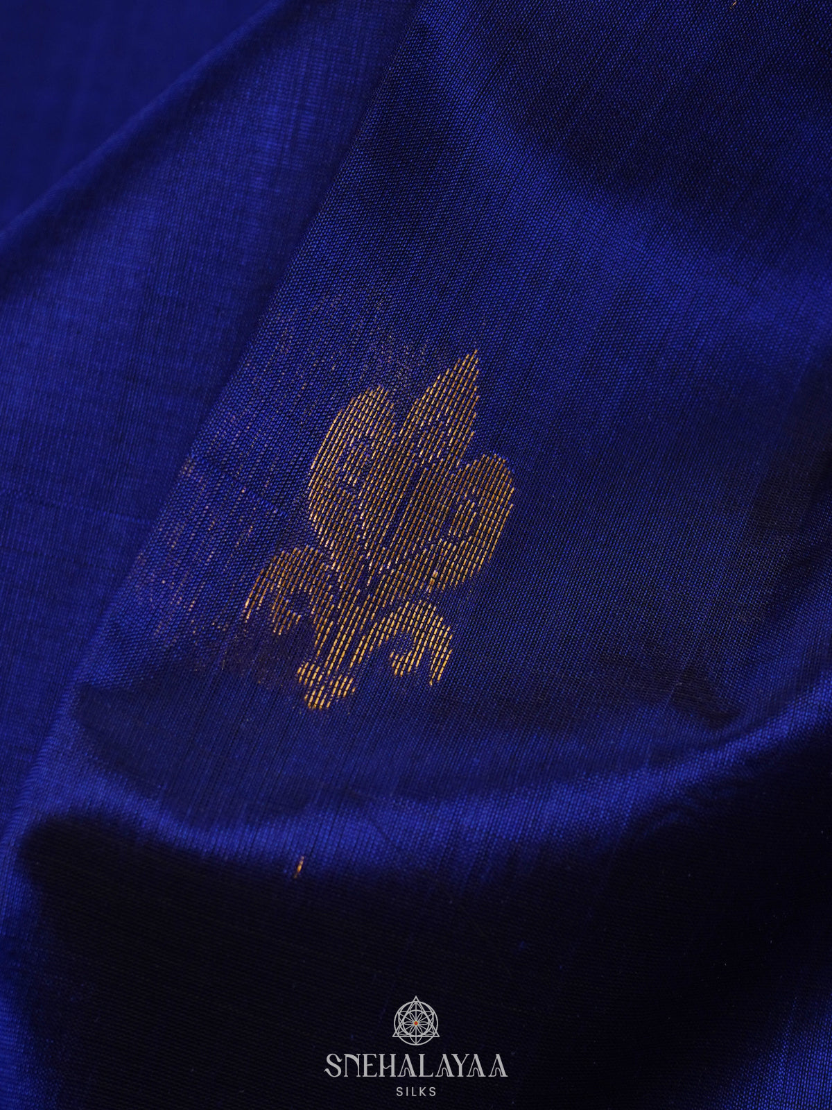 Royal Blue  Silk Cotton Saree with Zari Woven Buttas and Rettapet Zari Border