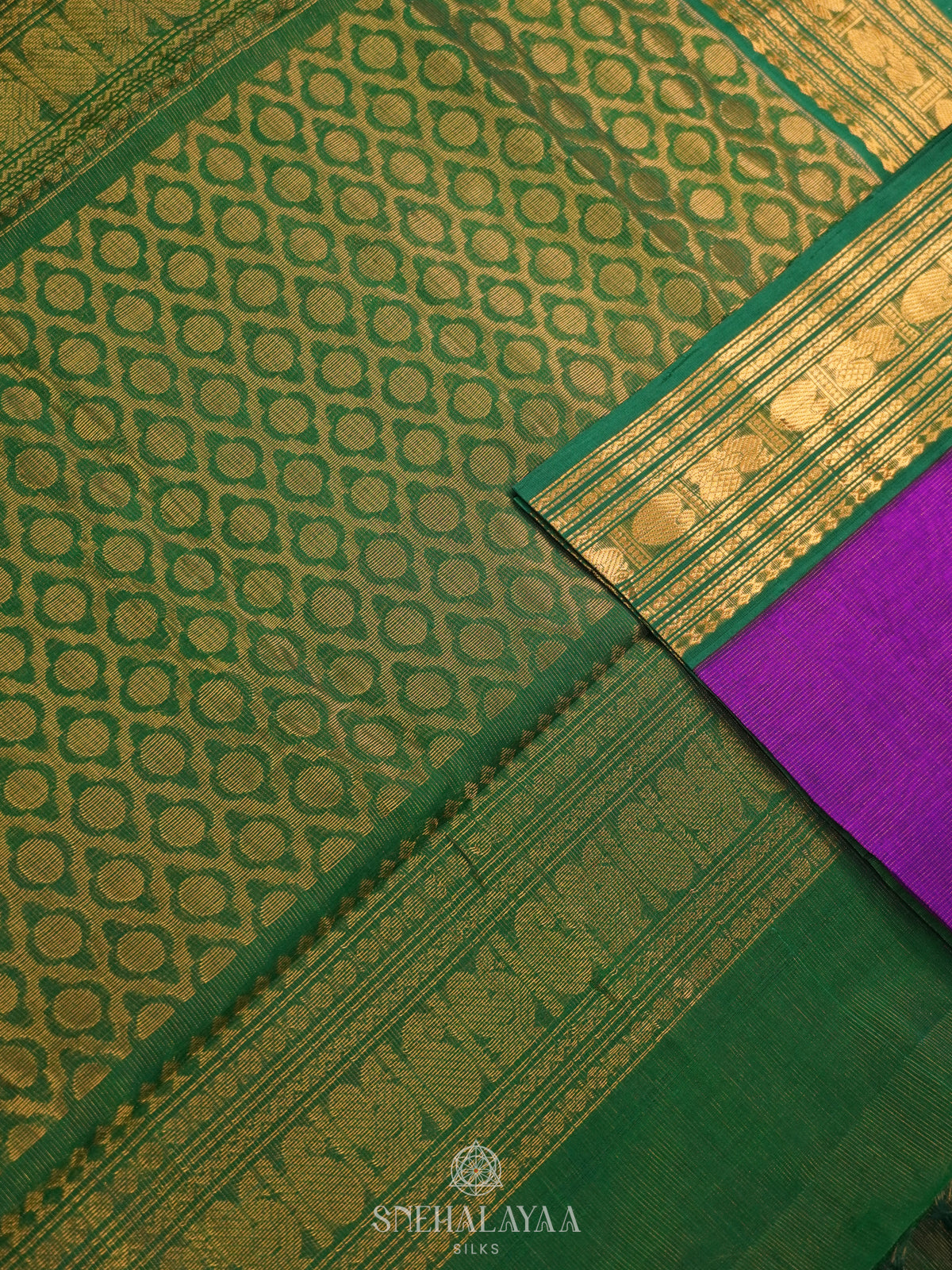 Magenta  Vaira Oosi Kanchi Silk Cotton Saree
